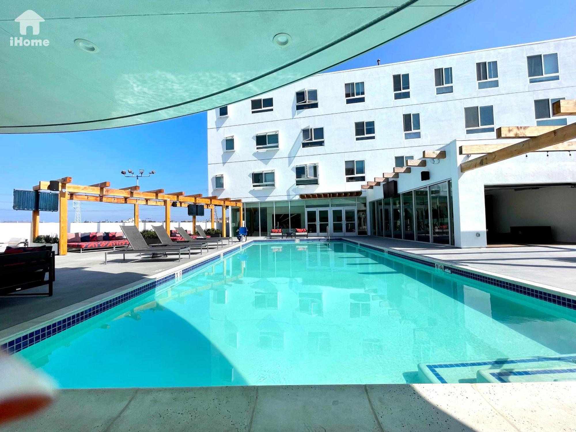Perfect W Parking Gym Pool Wifi In Arts District Dtla Near Little Tokyo B4