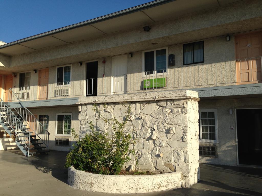 Economy Motel