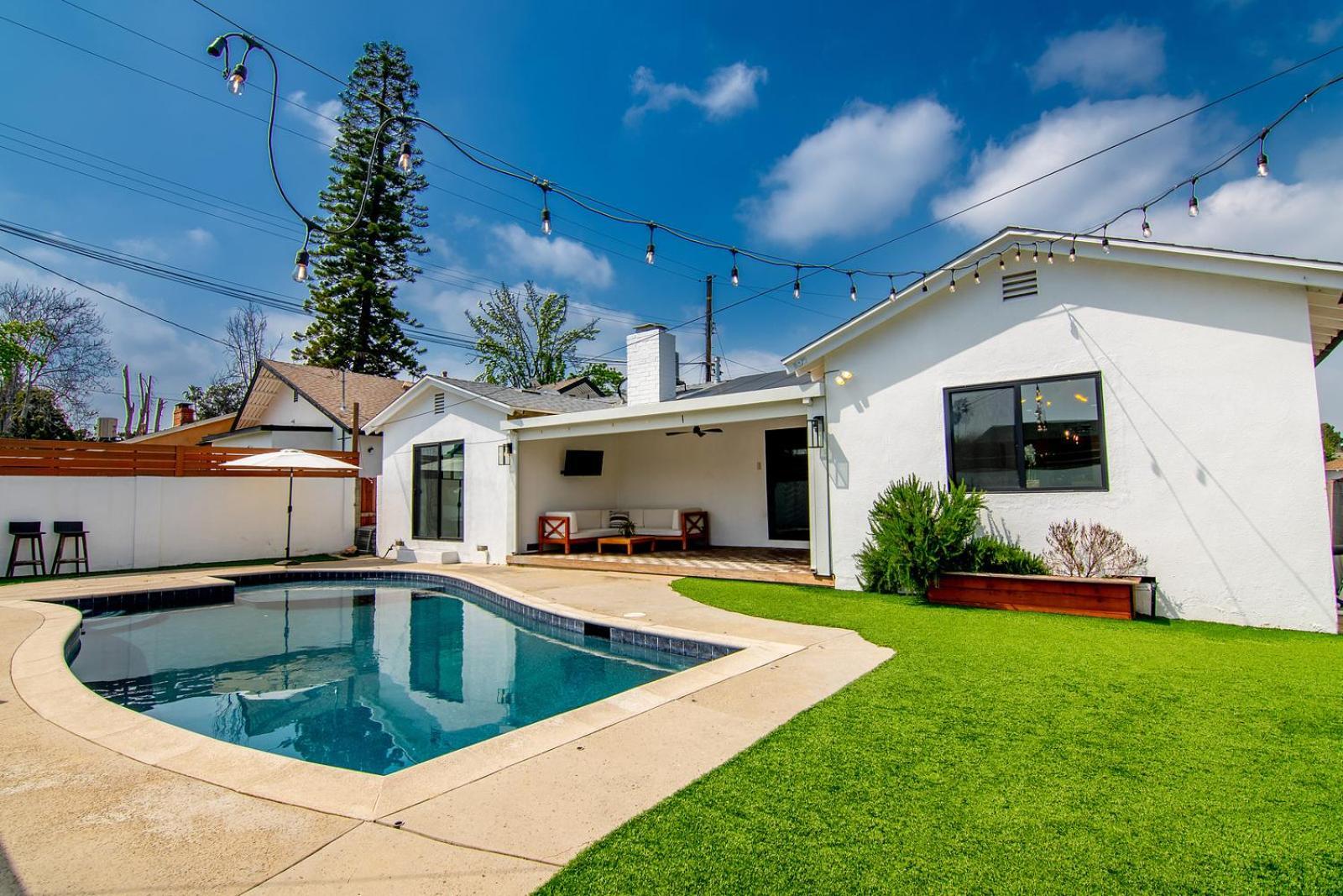 Beautiful Large + Pool * Los Angeles