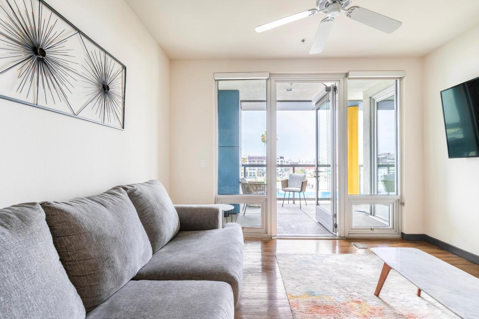 Brand New 2br Weho Luxury Apartment