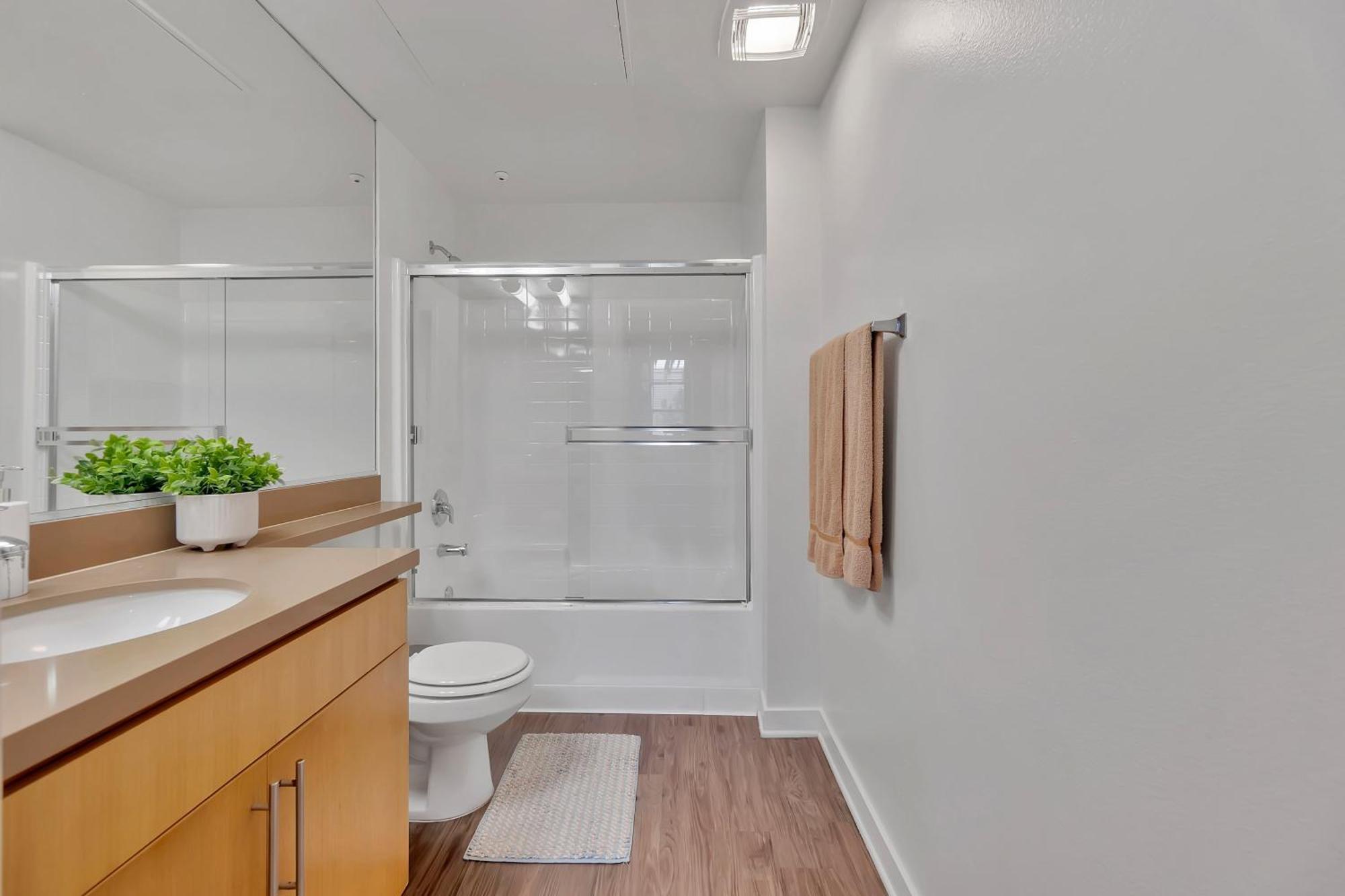 6 Modern 2 Bdr Santa Monica Pier Apartment *