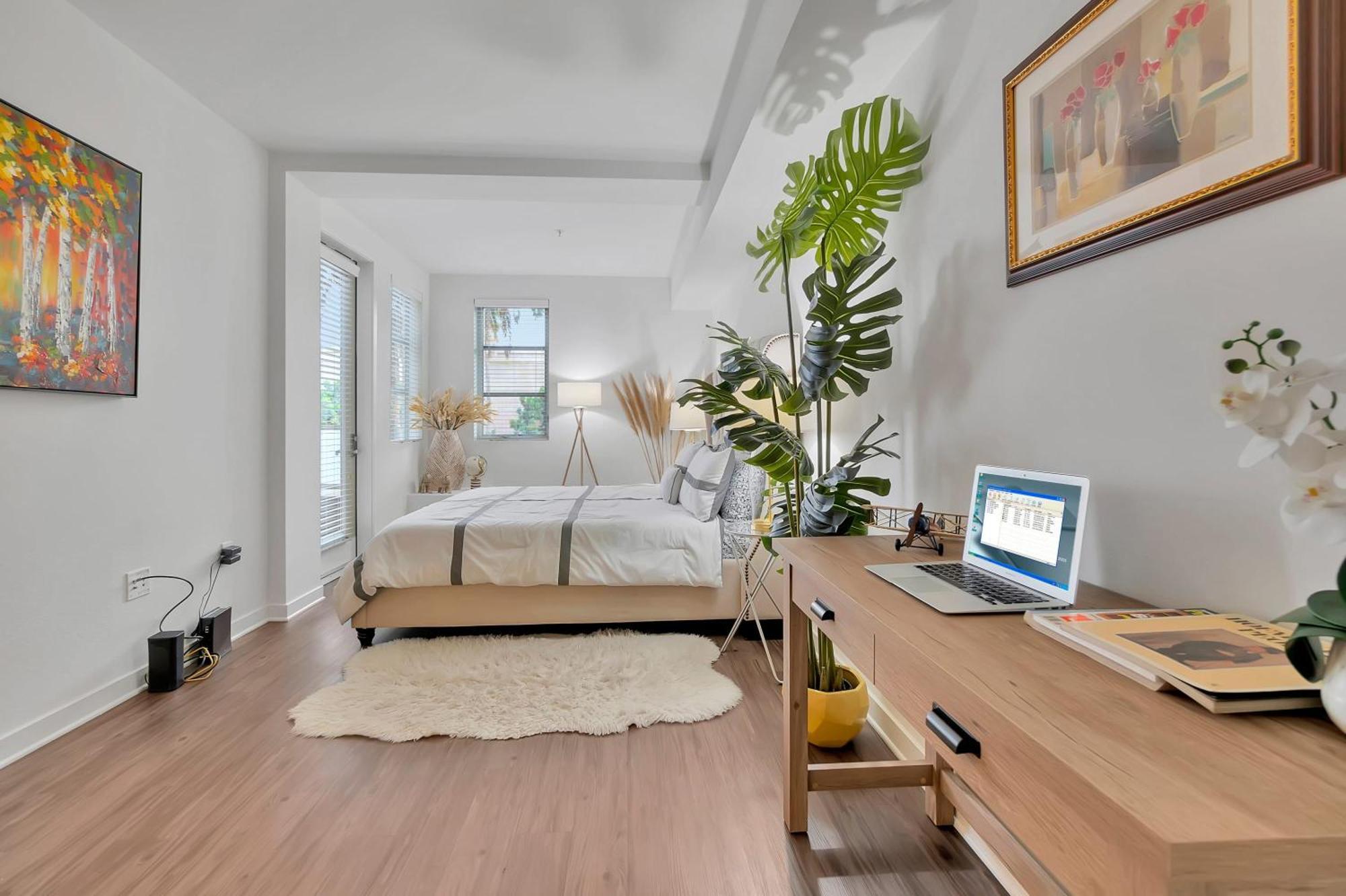 6 Modern 2 Bdr Santa Monica Pier Apartment