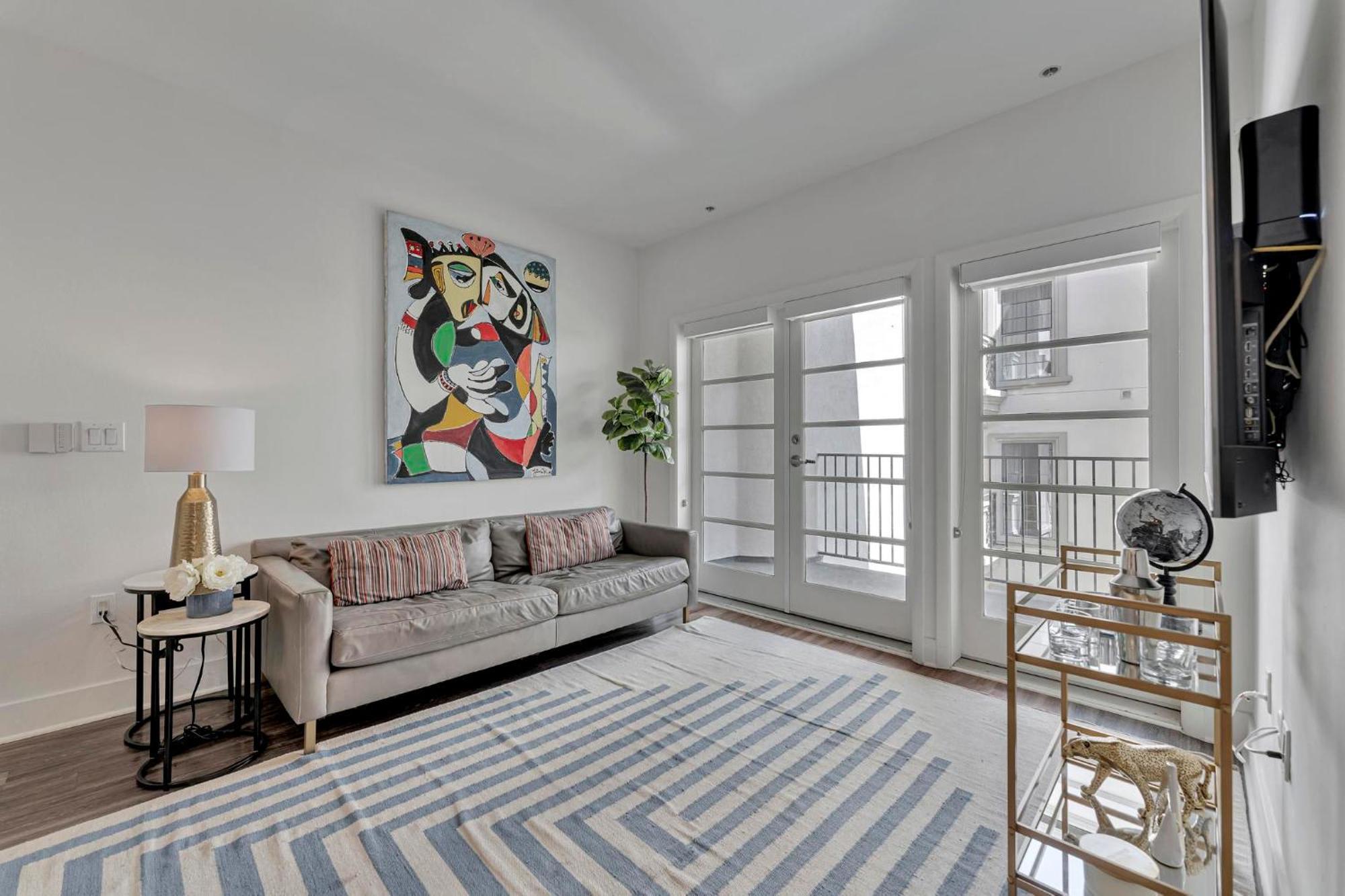 7 Large Down Town Santa Monica Apartamento *