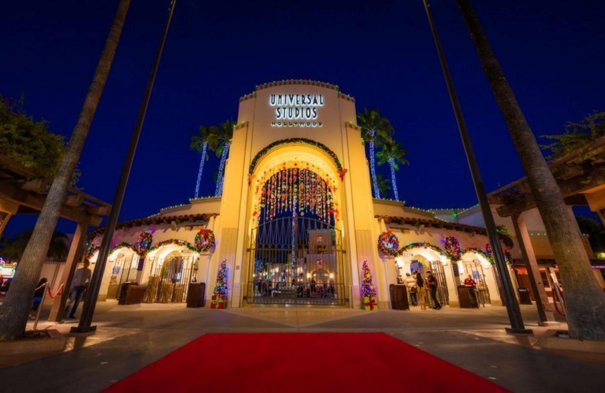 Incredible Near Universal * Los Angeles