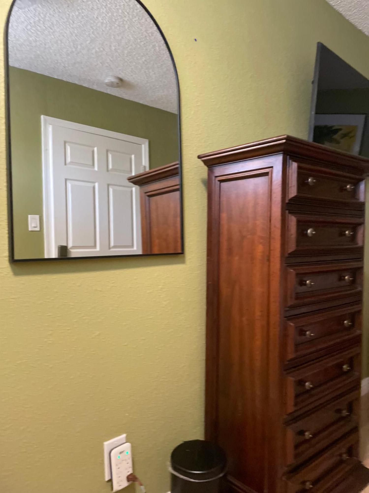 Private In Angeles With Ac, Wifi, Smart Tv, Work Desk Near Sofi Stadium