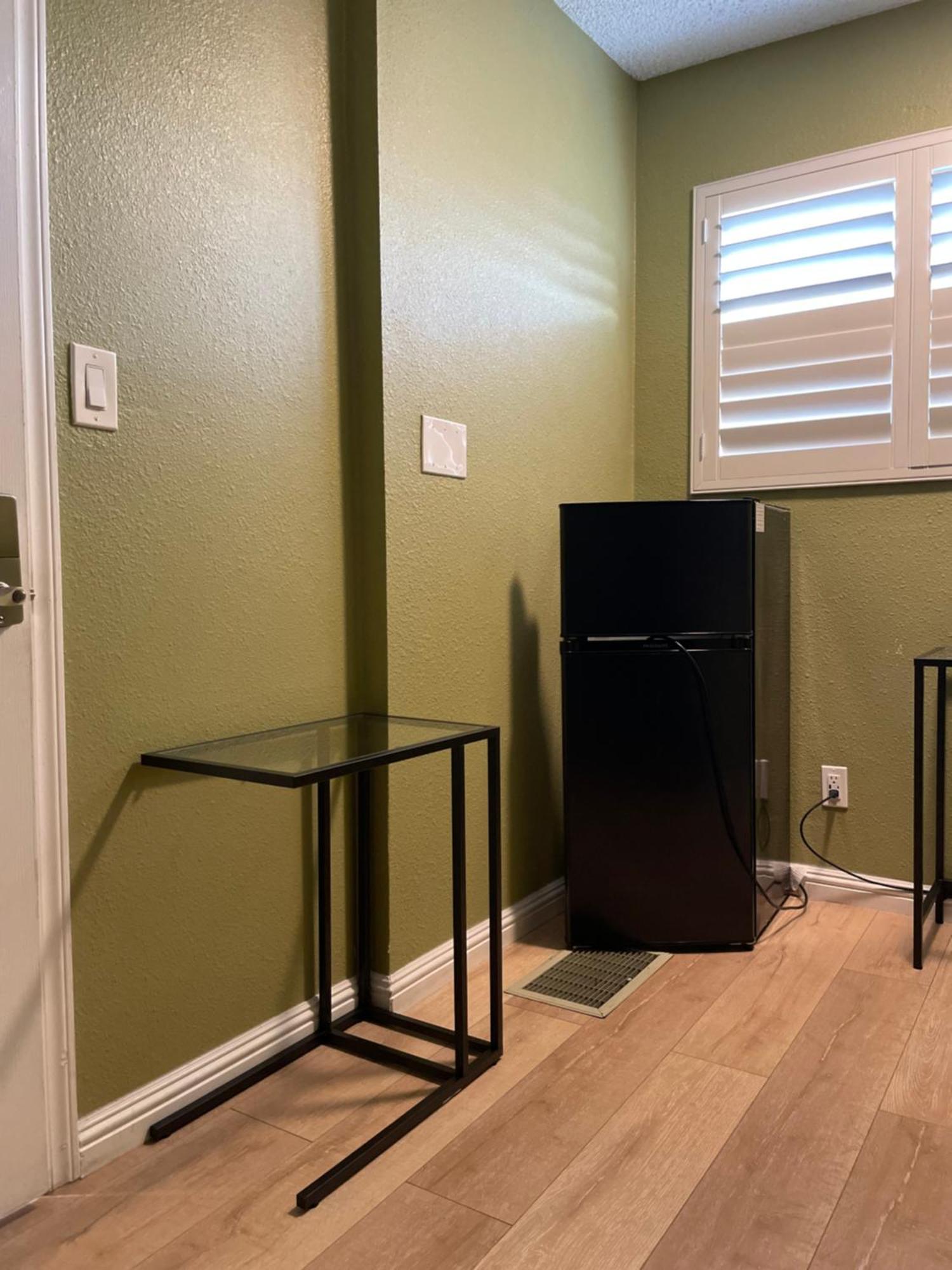 Homestay Private In Angeles With Ac, Wifi, Smart Tv, Work Desk Near Sofi Stadium Los Angeles
