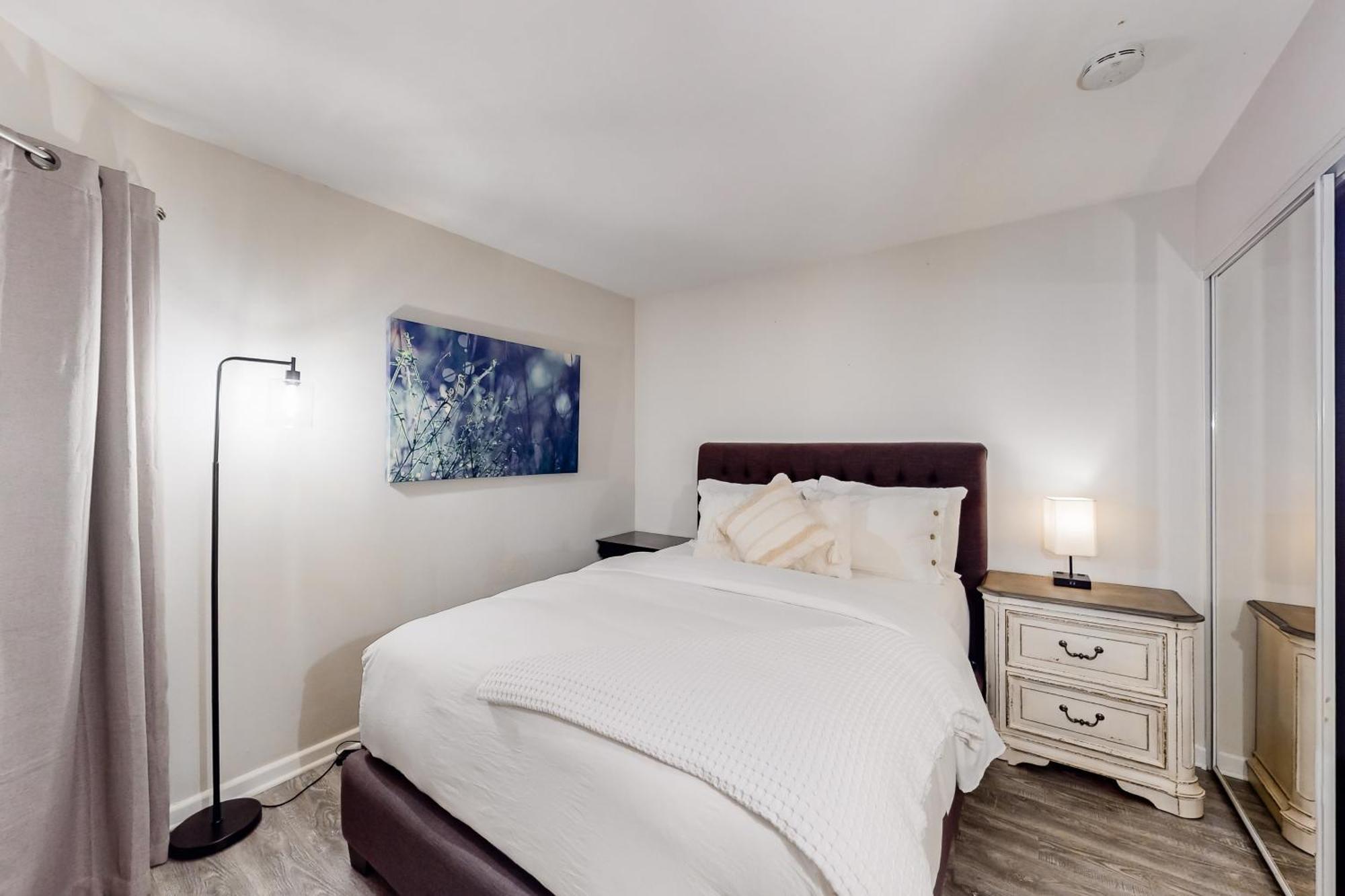 Apartment Pacific Cove Unit 111