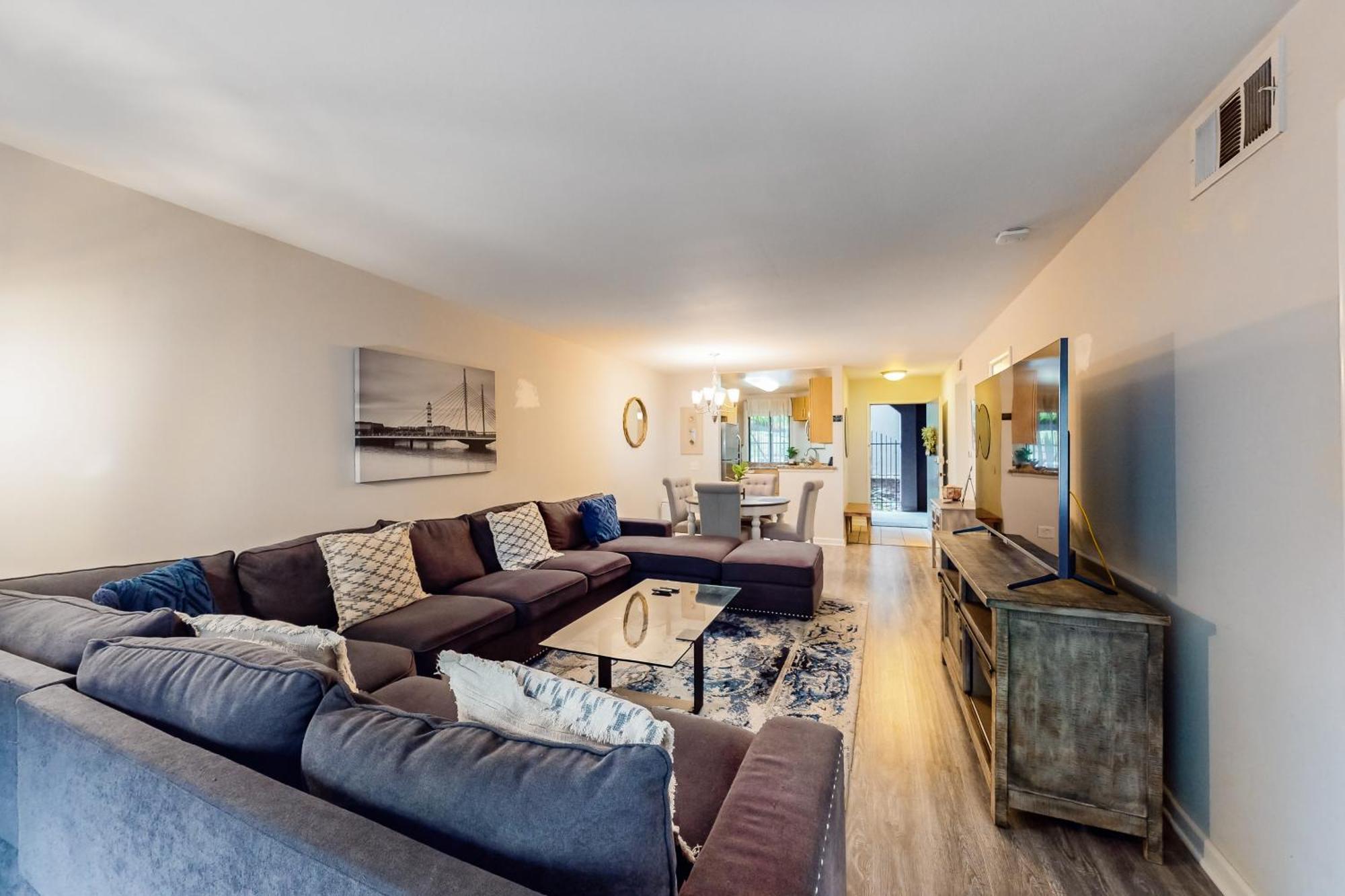 Apartment Pacific Cove Unit 111 Los Angeles