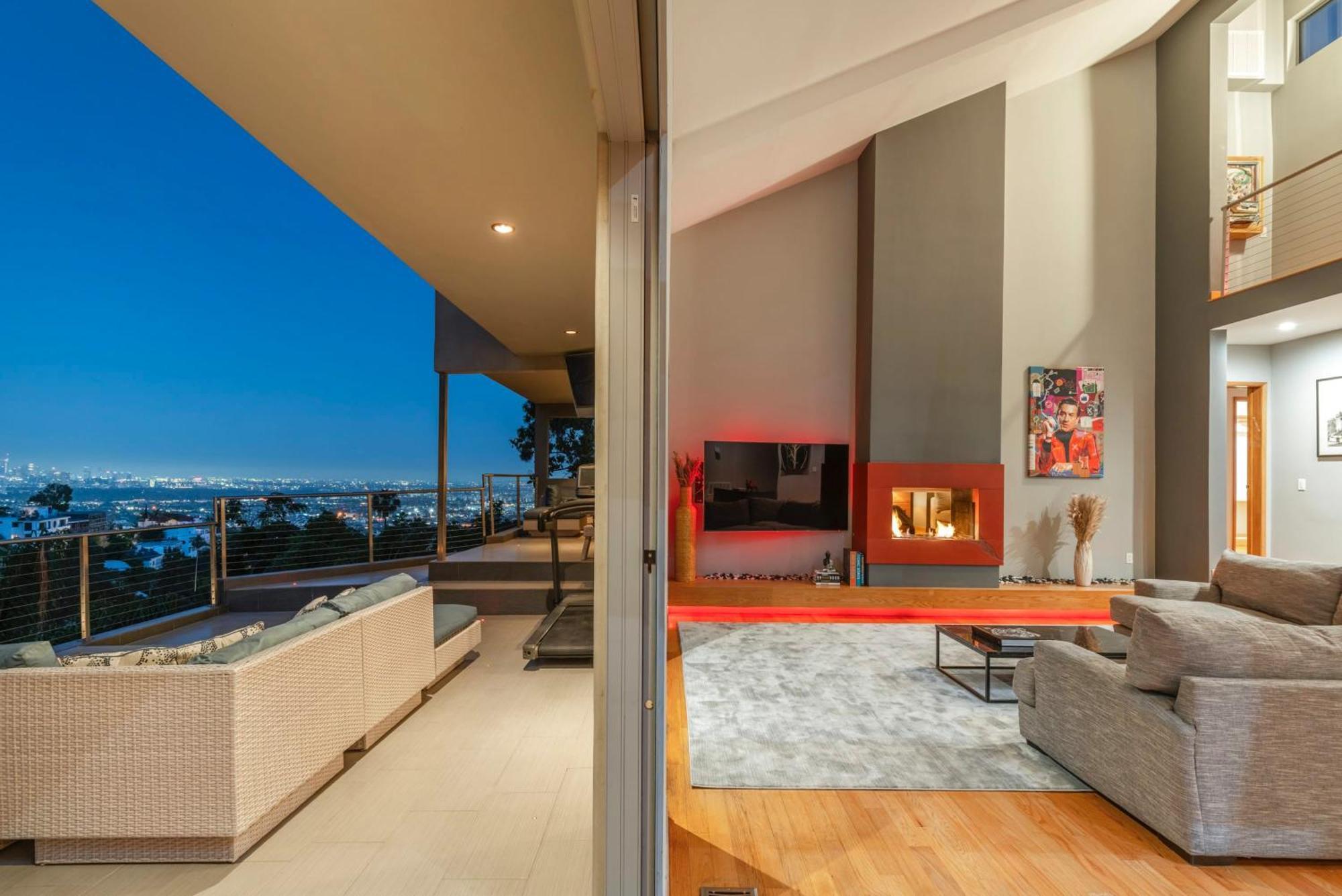 6mil 5br Sunset Strip Jetliner Views Oasis Los Angeles