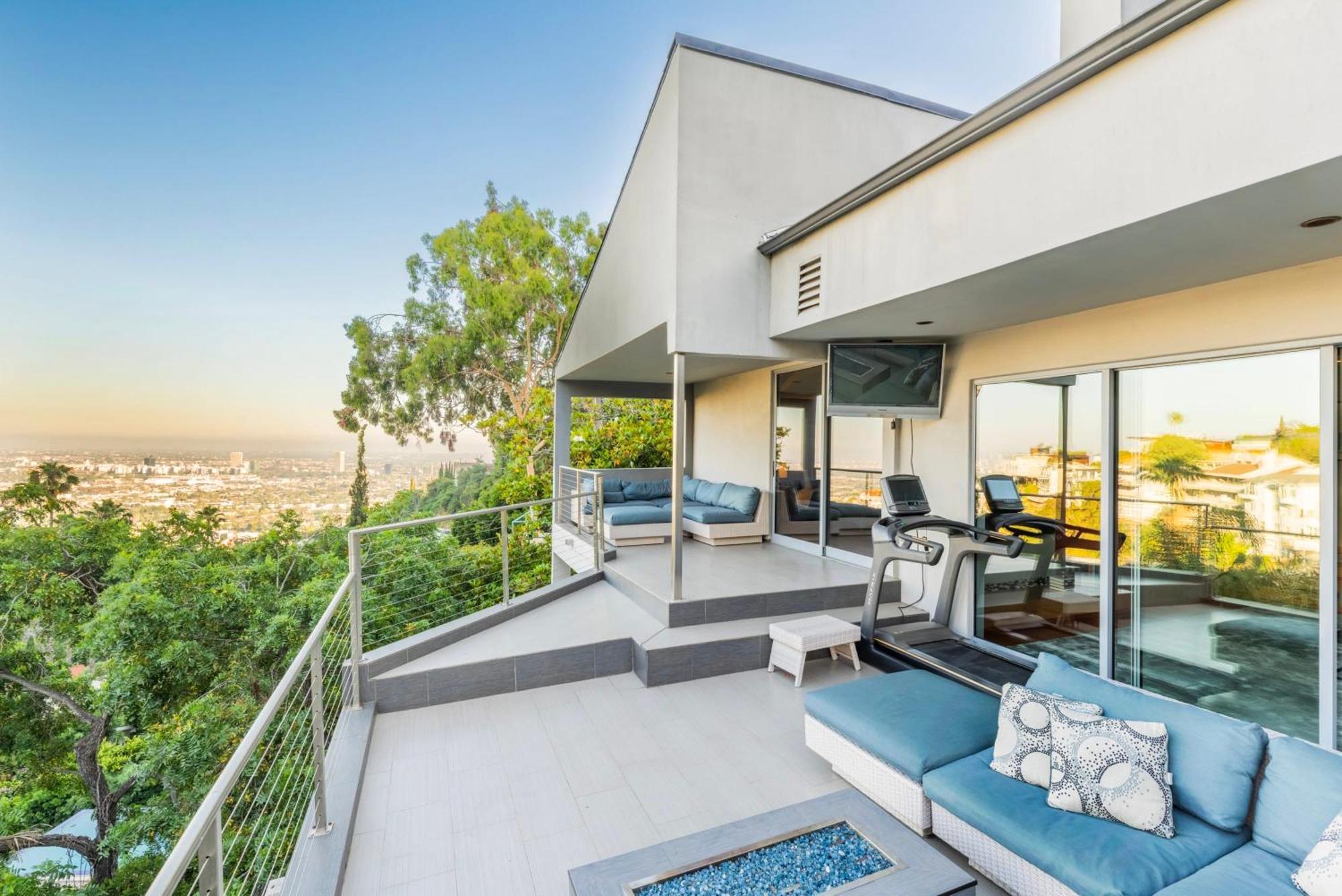 6mil 5br Sunset Strip Jetliner Views Oasis Los Angeles