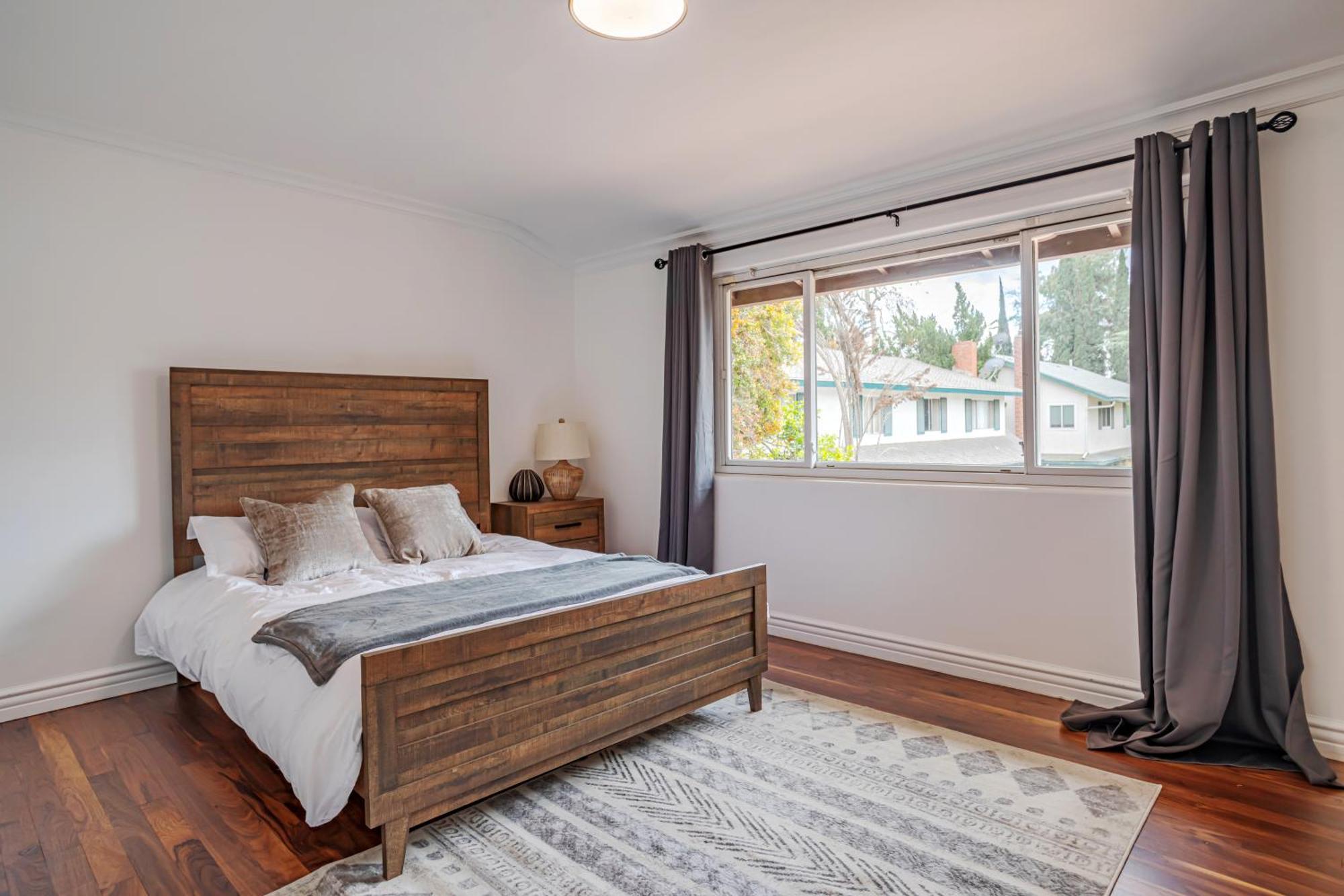 Beautiful 5 Bedroom 8 Bed Sleeps Up To 16 With Pool Near Universal