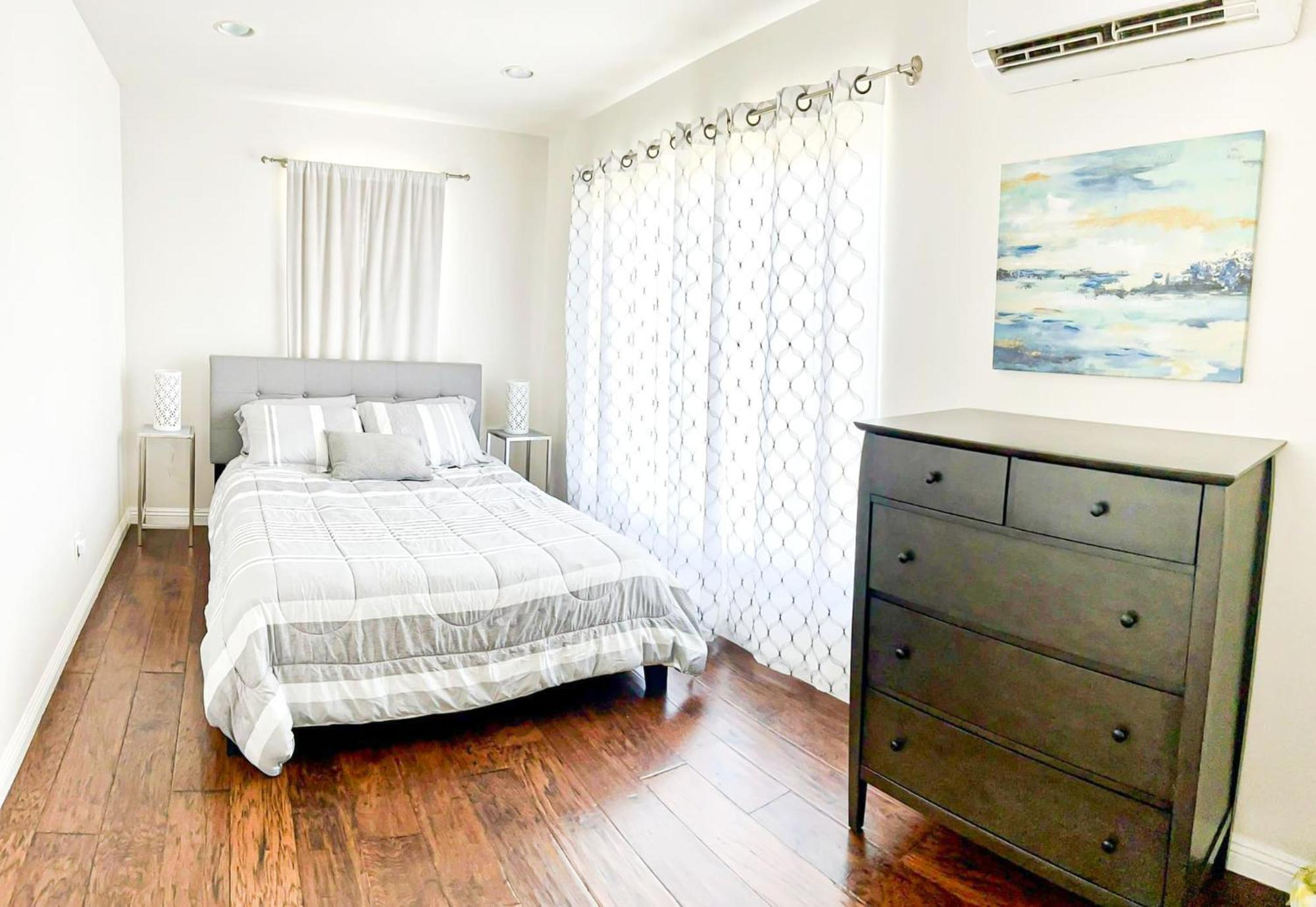 Modern 2-bedroom Haven In The Heart Of La- Hud-vp Los Angeles