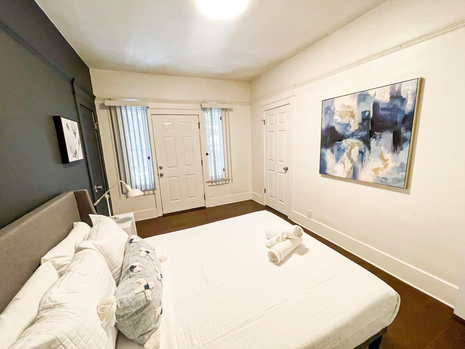 Cozy 2-bedroom * Los Angeles
