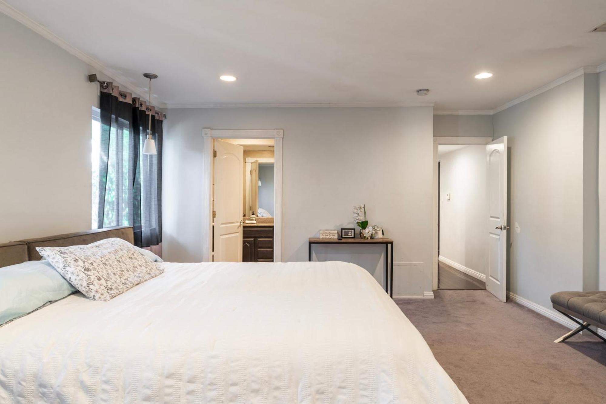Charming Duplex In Sherman Oaks Holiday home Los Angeles