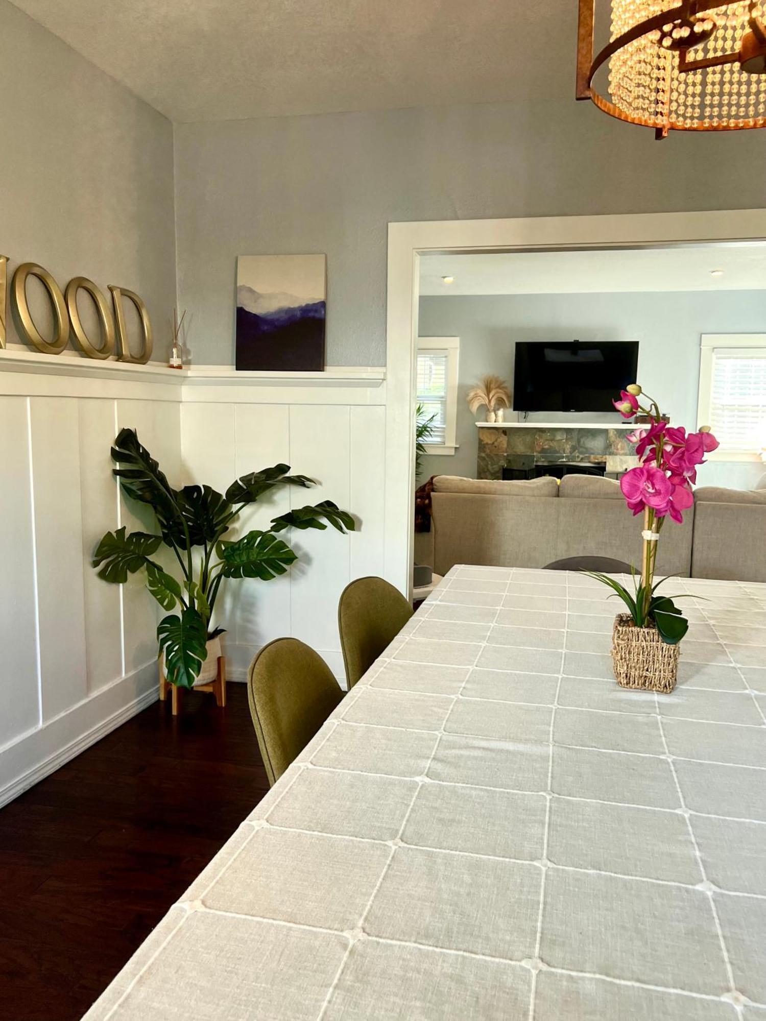 Hollywood House With Parking - Walk To Attractions * Los Angeles
