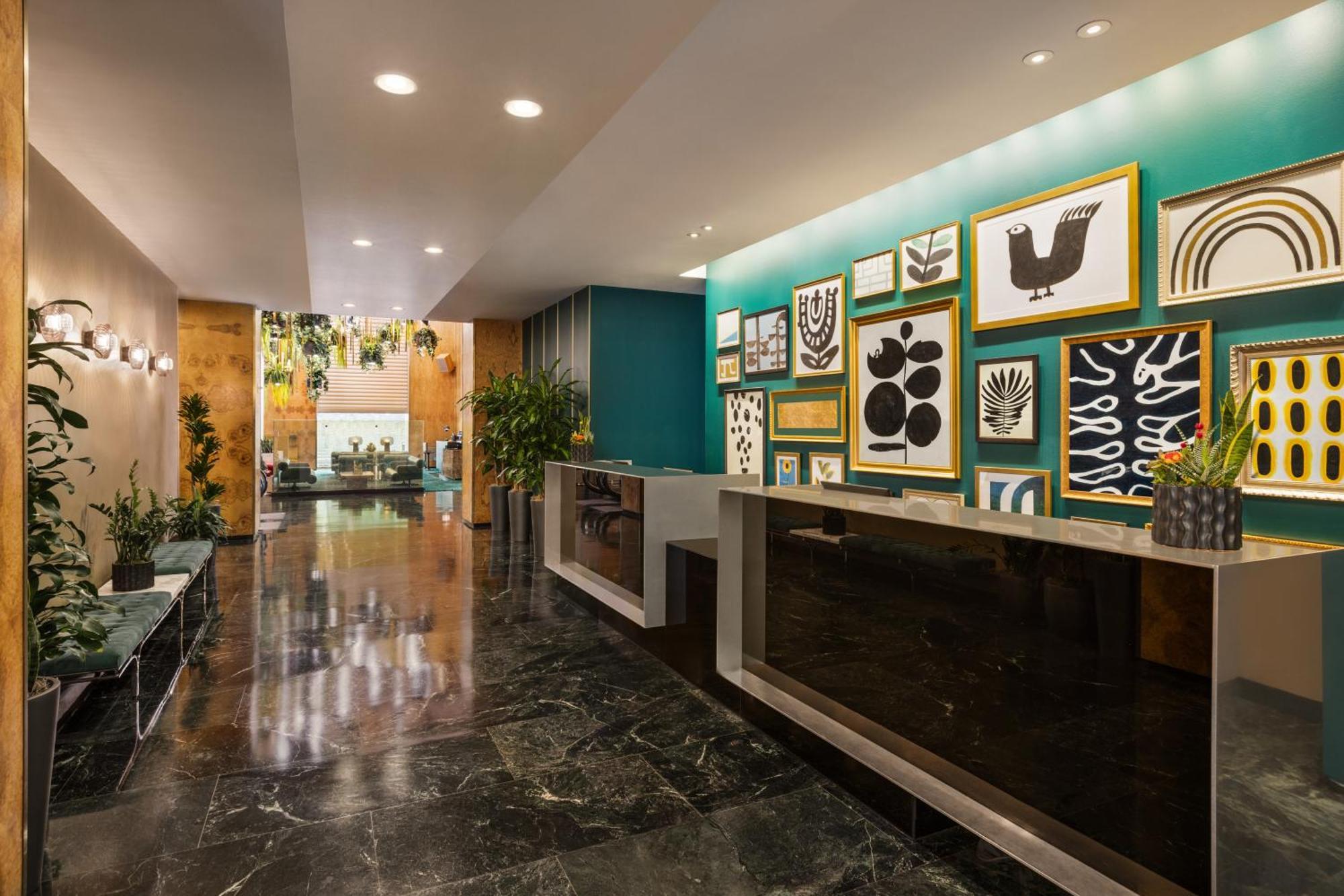 Hotel The Delphi 4*