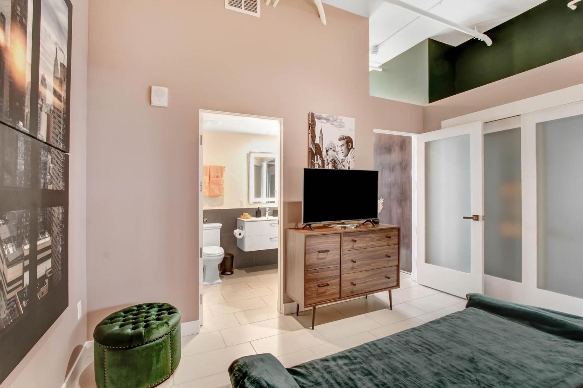 Apartment Nyc Styled Loft In Dtla, Sleeps 4 With Free Parking! Los Angeles