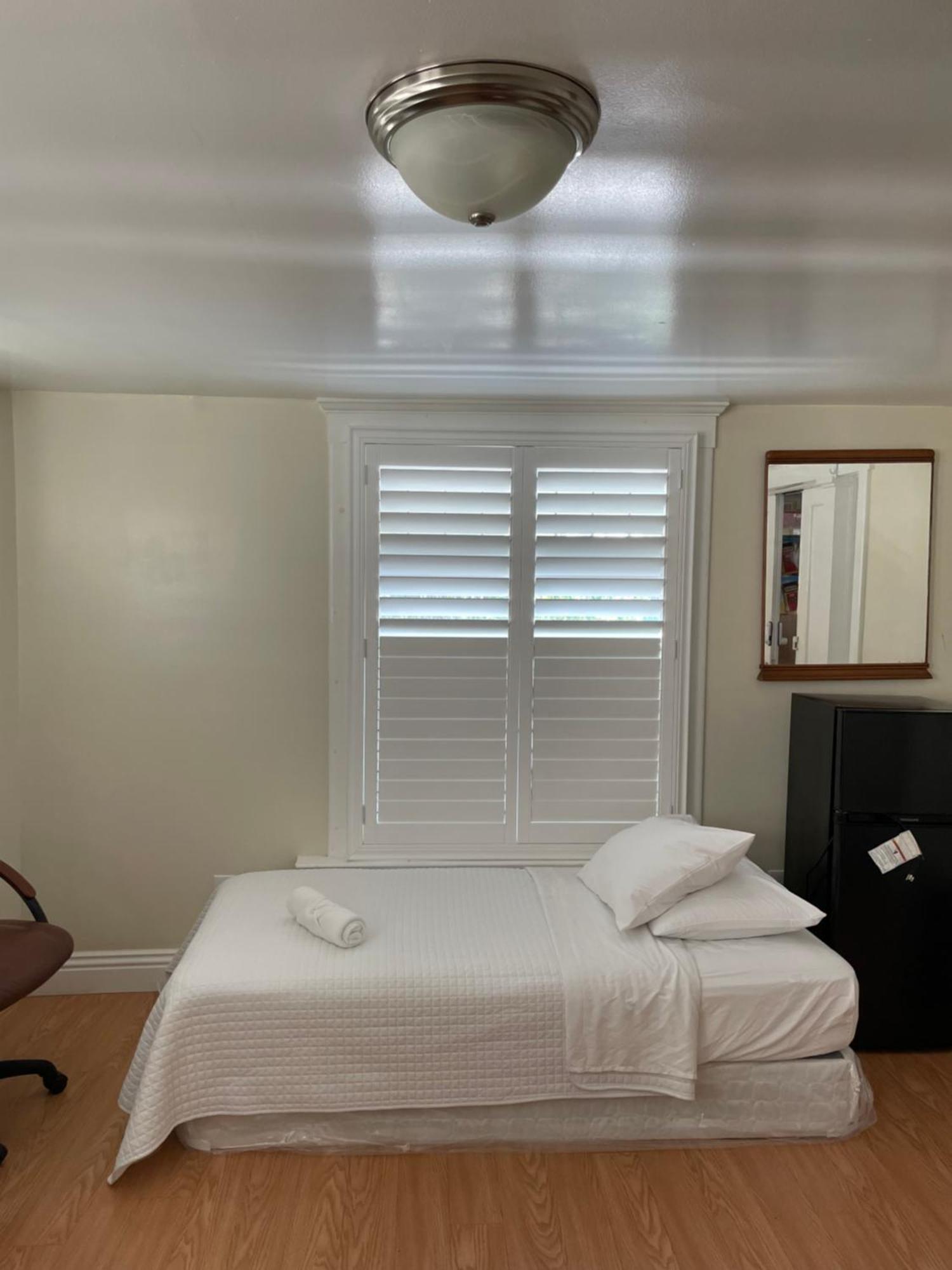 Homestay Cozy Usc-adjacent Suite: Private Oasis With Modern Amenities