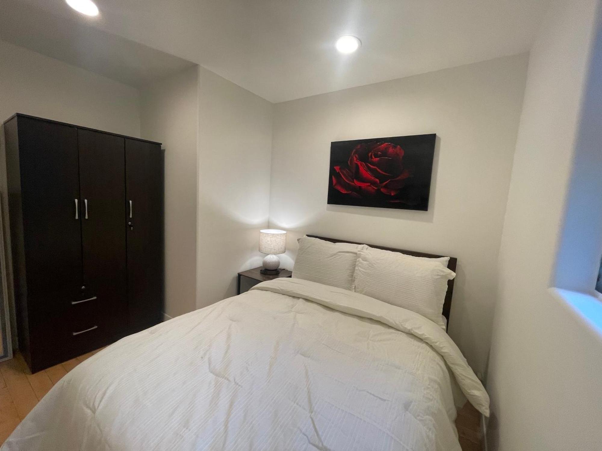Homestay Charming Bright Traditional In Sherman Oaks