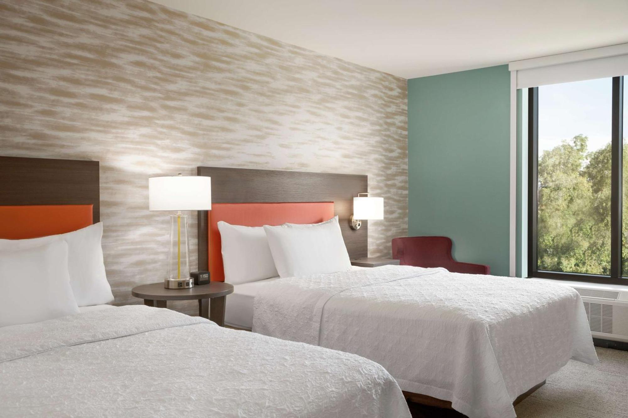 Hotel Home2 By Hilton Woodland Hills Angeles