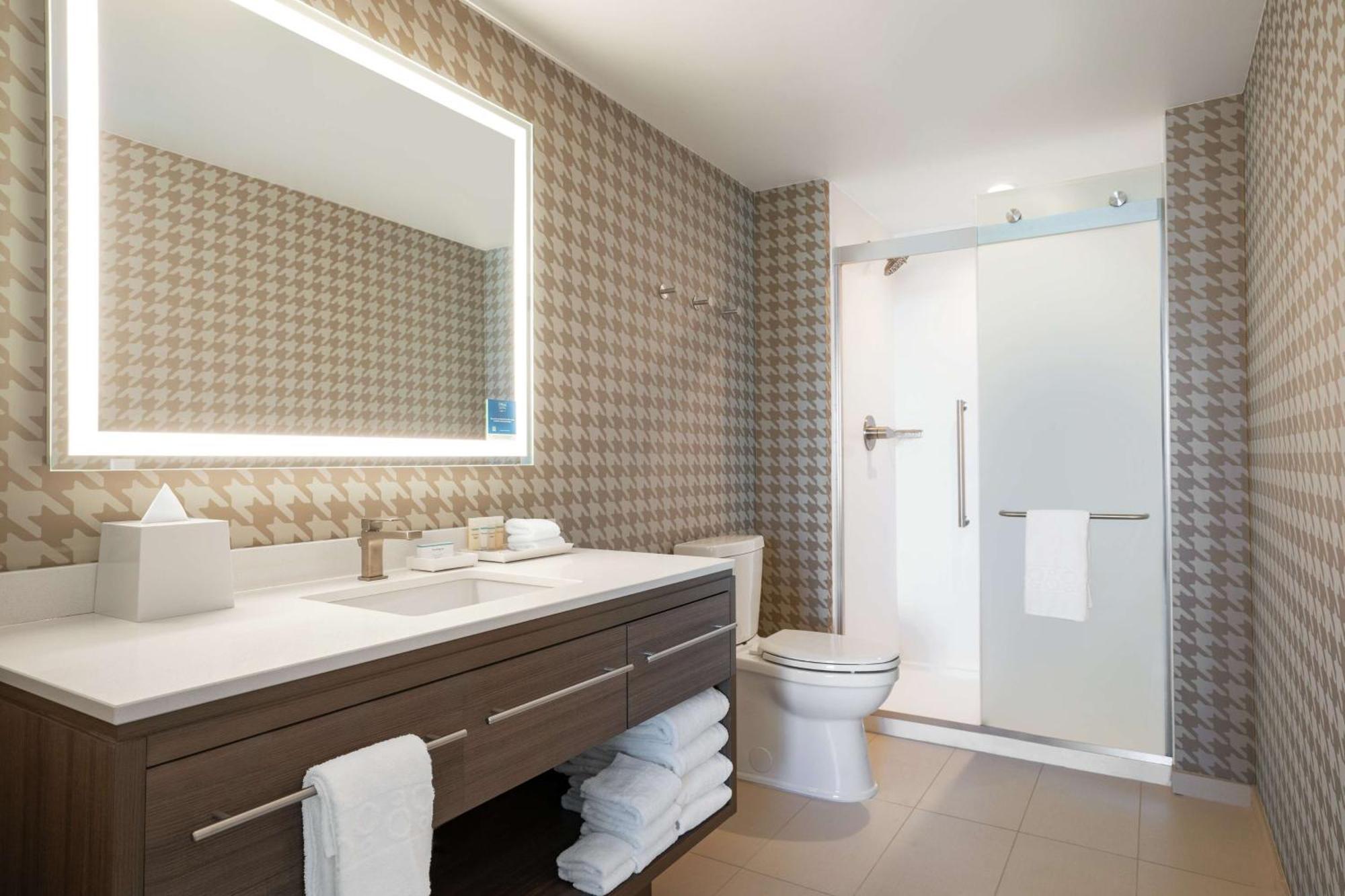Home2 By Hilton Woodland Hills Angeles 3* Los Angeles