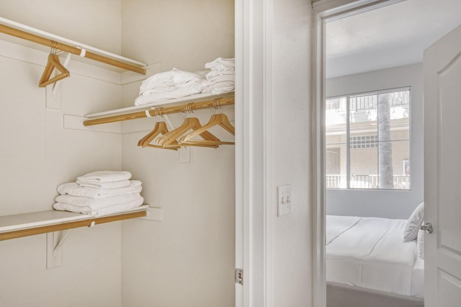 Century 2br W Wd Bbq Nr Mall Lax-336 Apartment Los Angeles