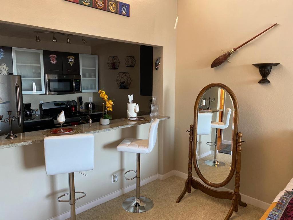Mario, Harry Potter, & Not Themed Loft Universal 10min Loft * Los Angeles