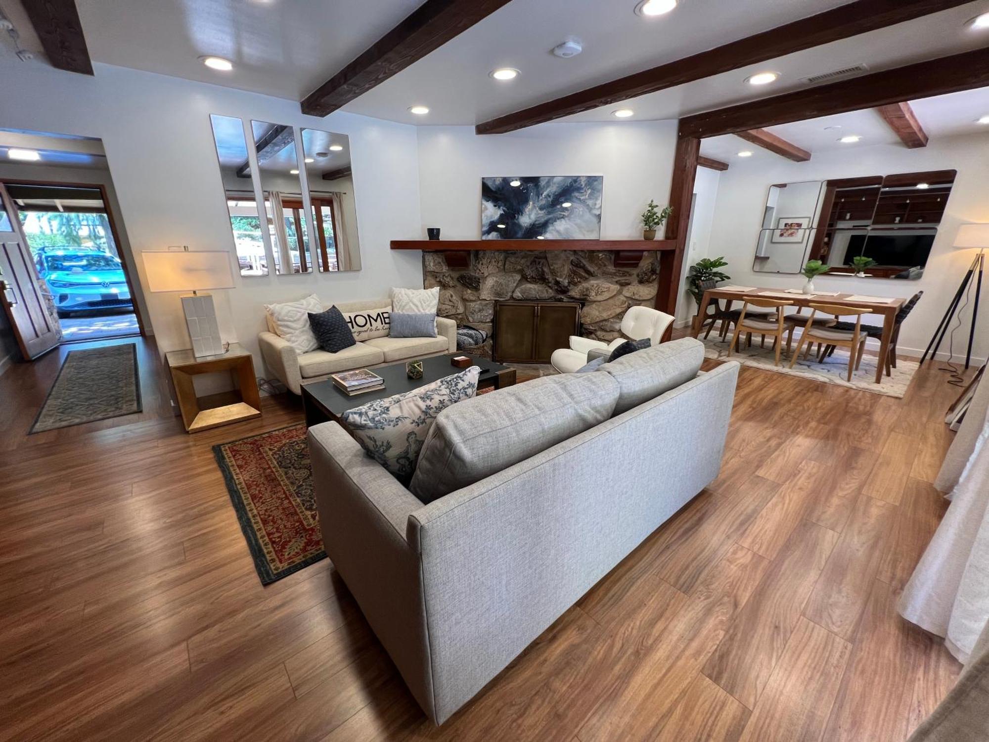 Villa La Reforma - Newly Designed 4br House & Pool In Angeles By Topanga