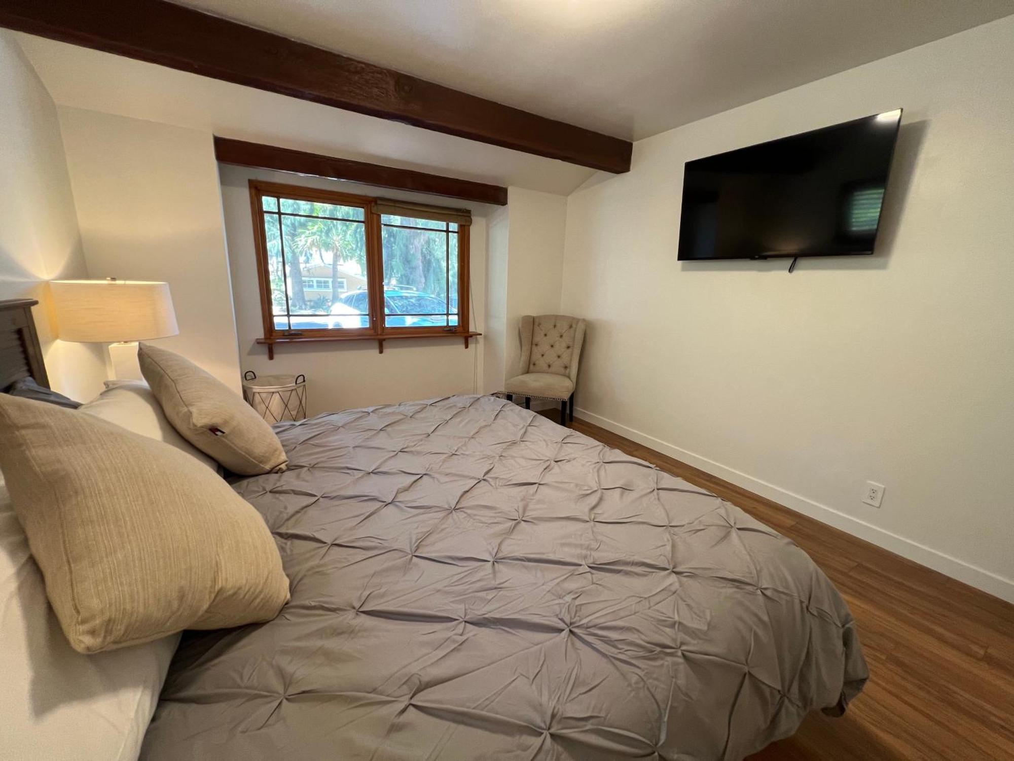 La Reforma - Newly Designed 4br House & Pool In Angeles By Topanga *