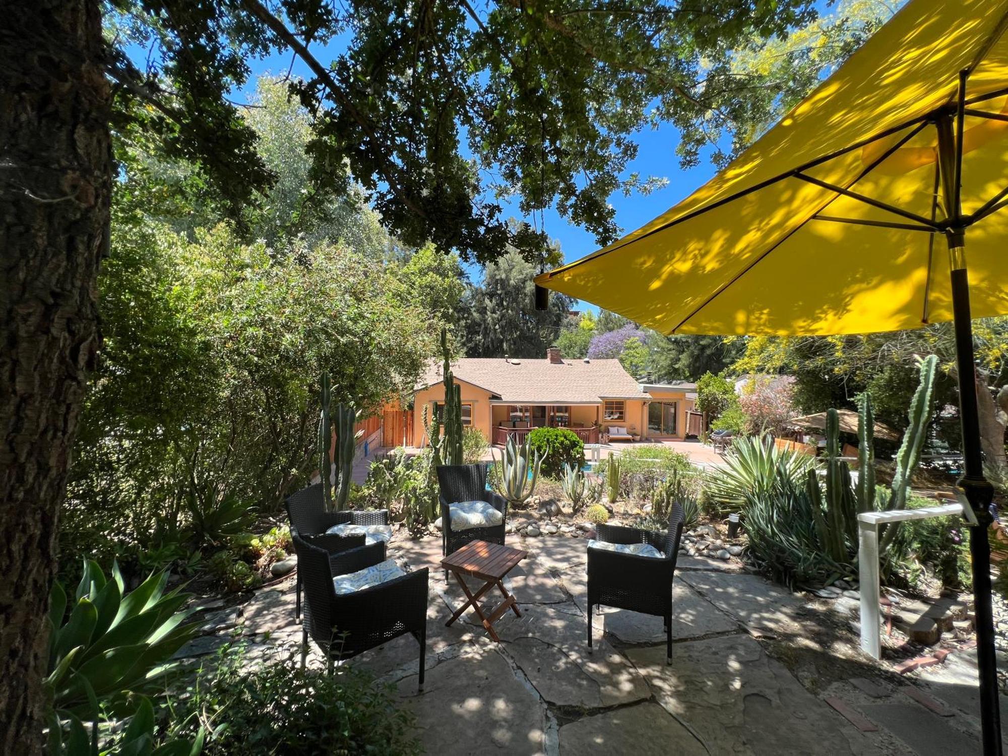 La Reforma - Newly Designed 4br House & Pool In Angeles By Topanga Villa