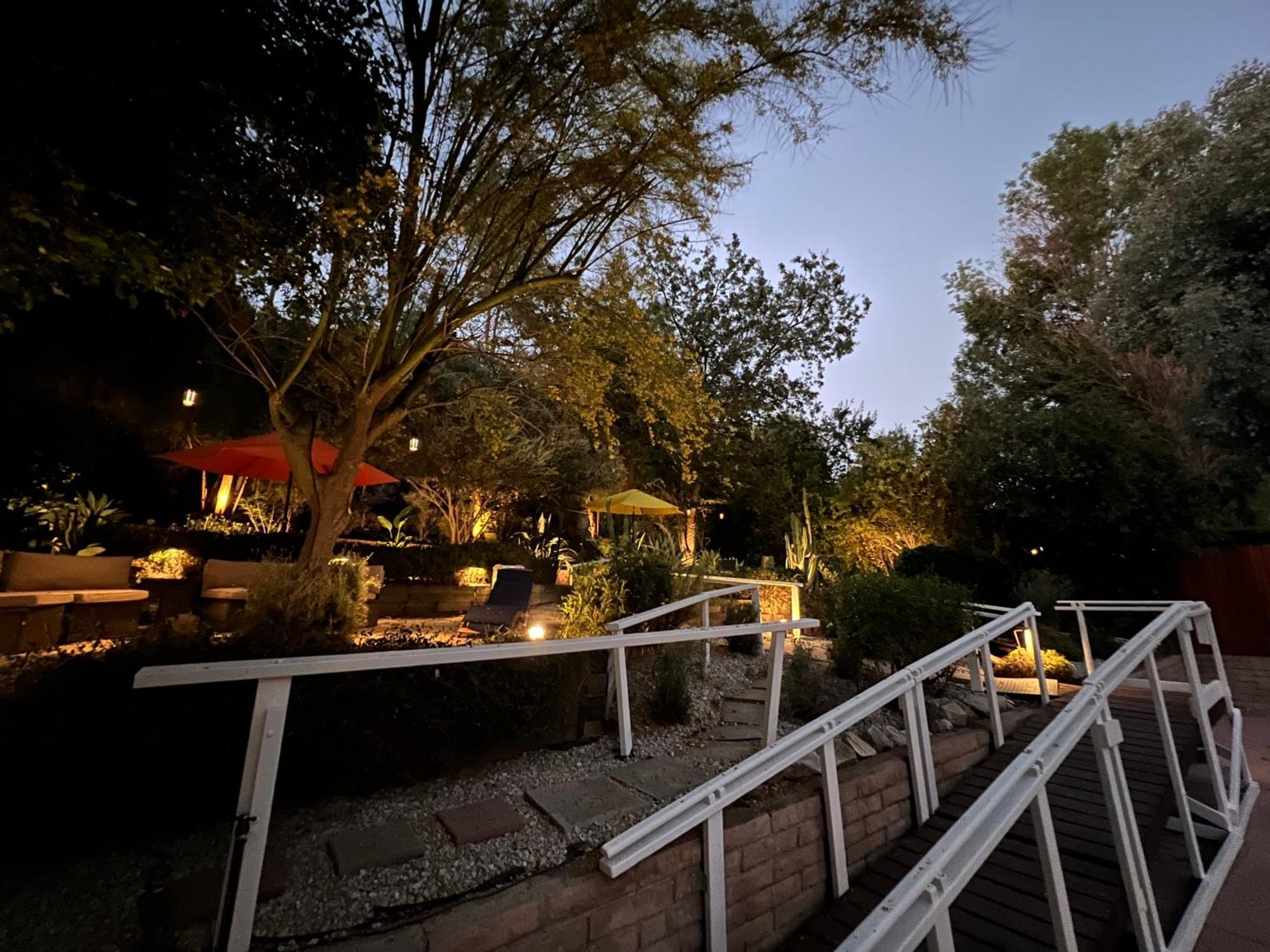 La Reforma - Newly Designed 4br House & Pool In Angeles By Topanga Villa