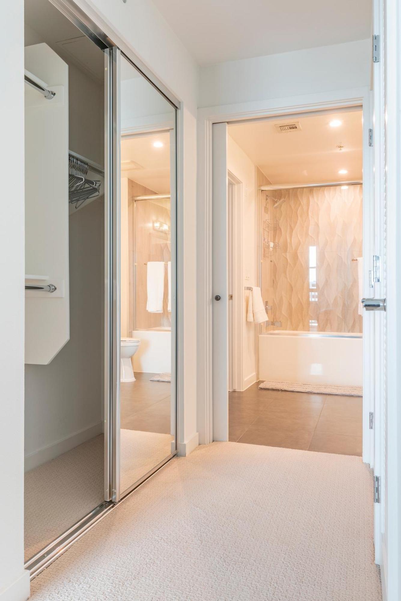 Brand New Luxury Weho Apartment *