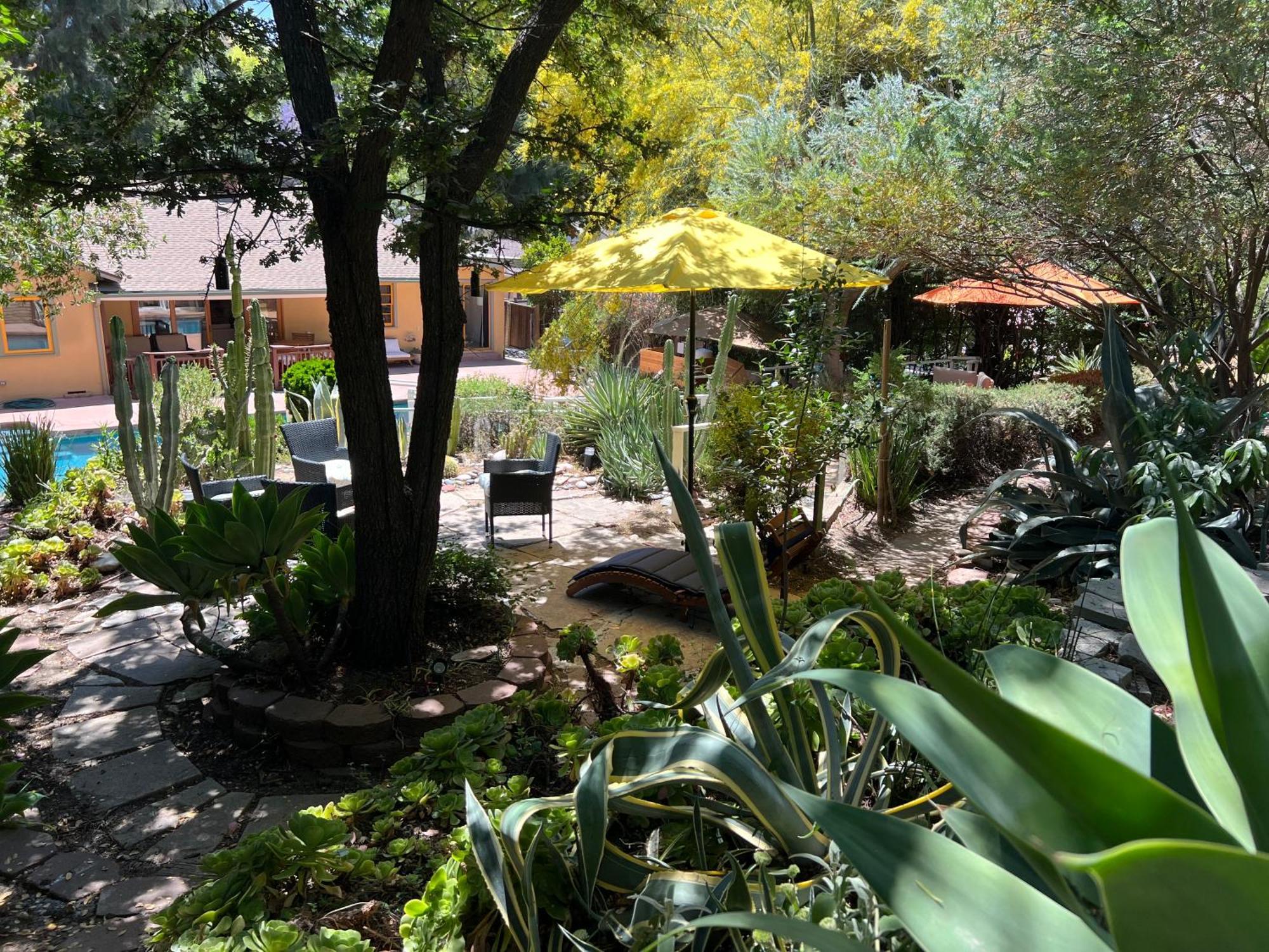 La Reforma - Newly Designed 4br House & Pool In Angeles By Topanga Villa *