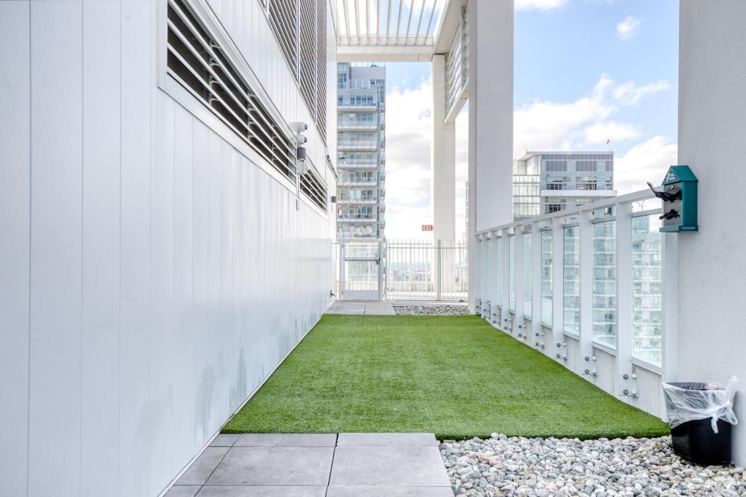 Apartment Downtown W Roof Pool Gym Nr 110 Lax-733 *