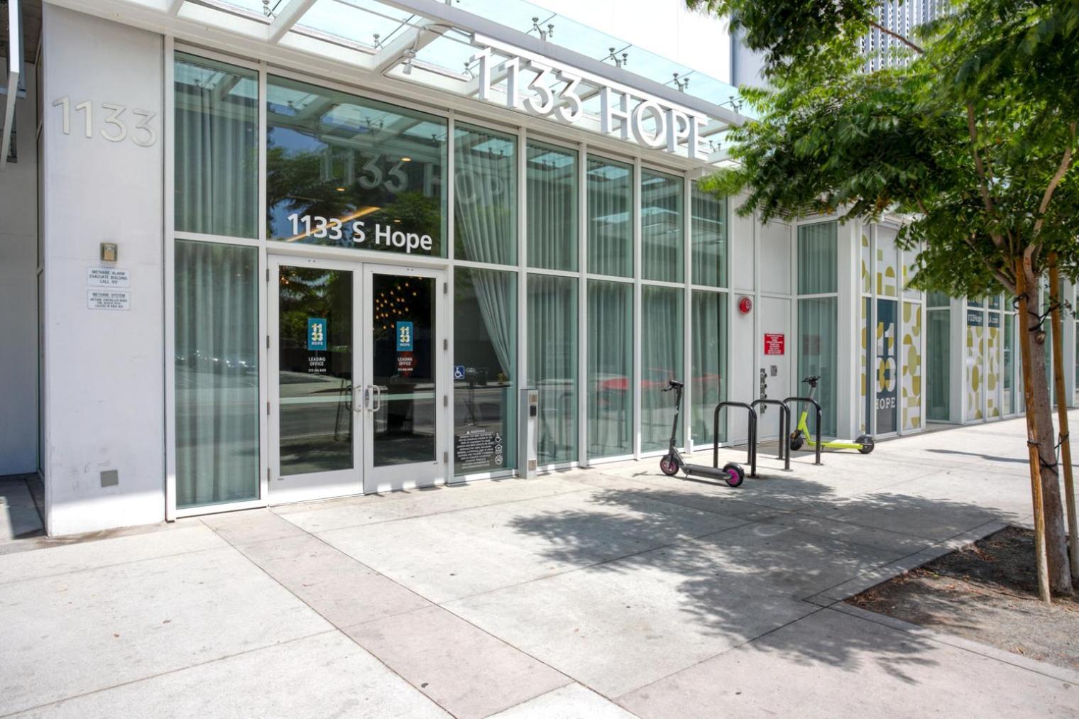 Apartment Downtown W Roof Pool Gym Nr 110 Lax-733