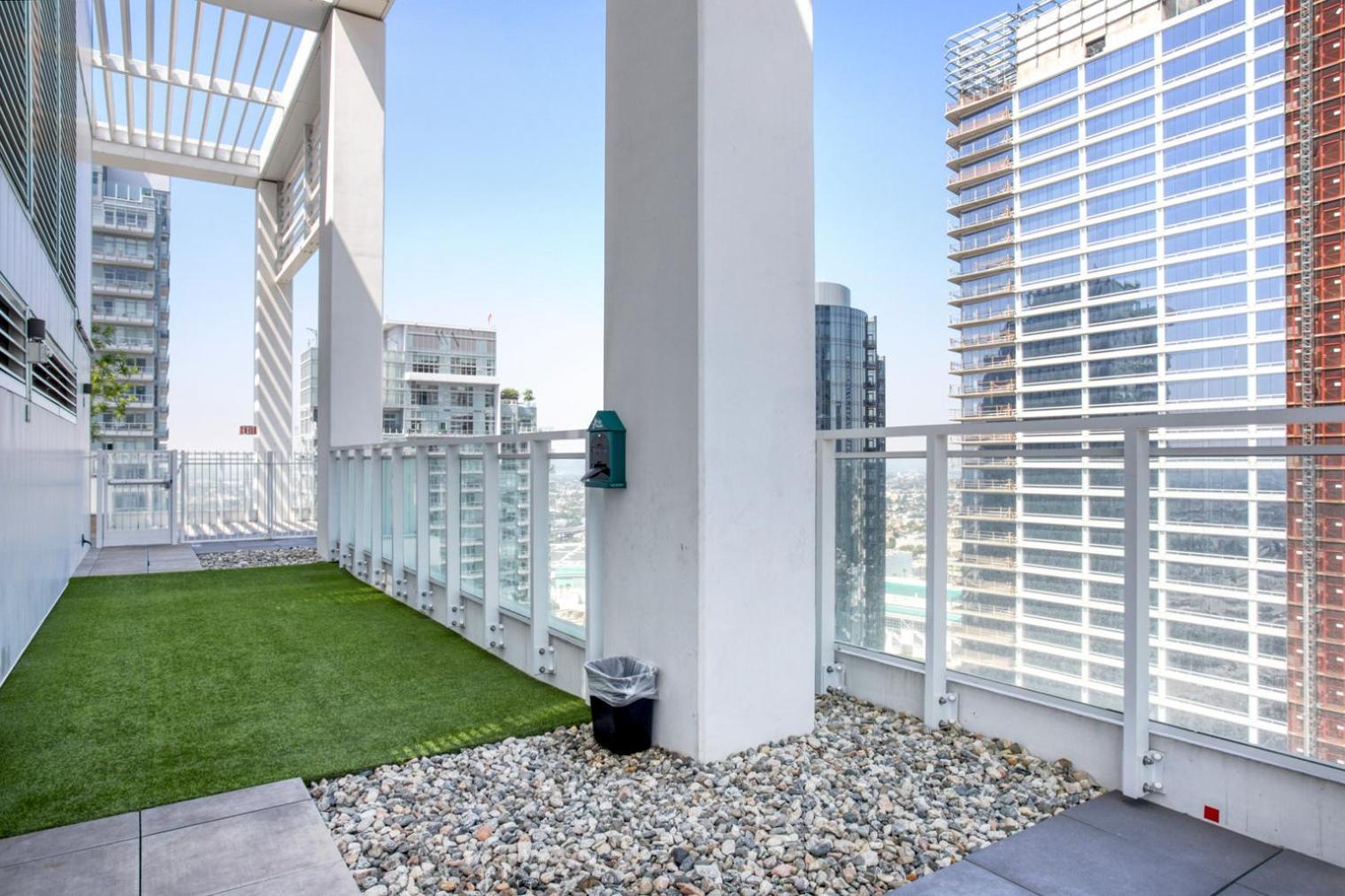 Apartment Downtown W Roof Pool Gym Nr 110 Lax-733 *