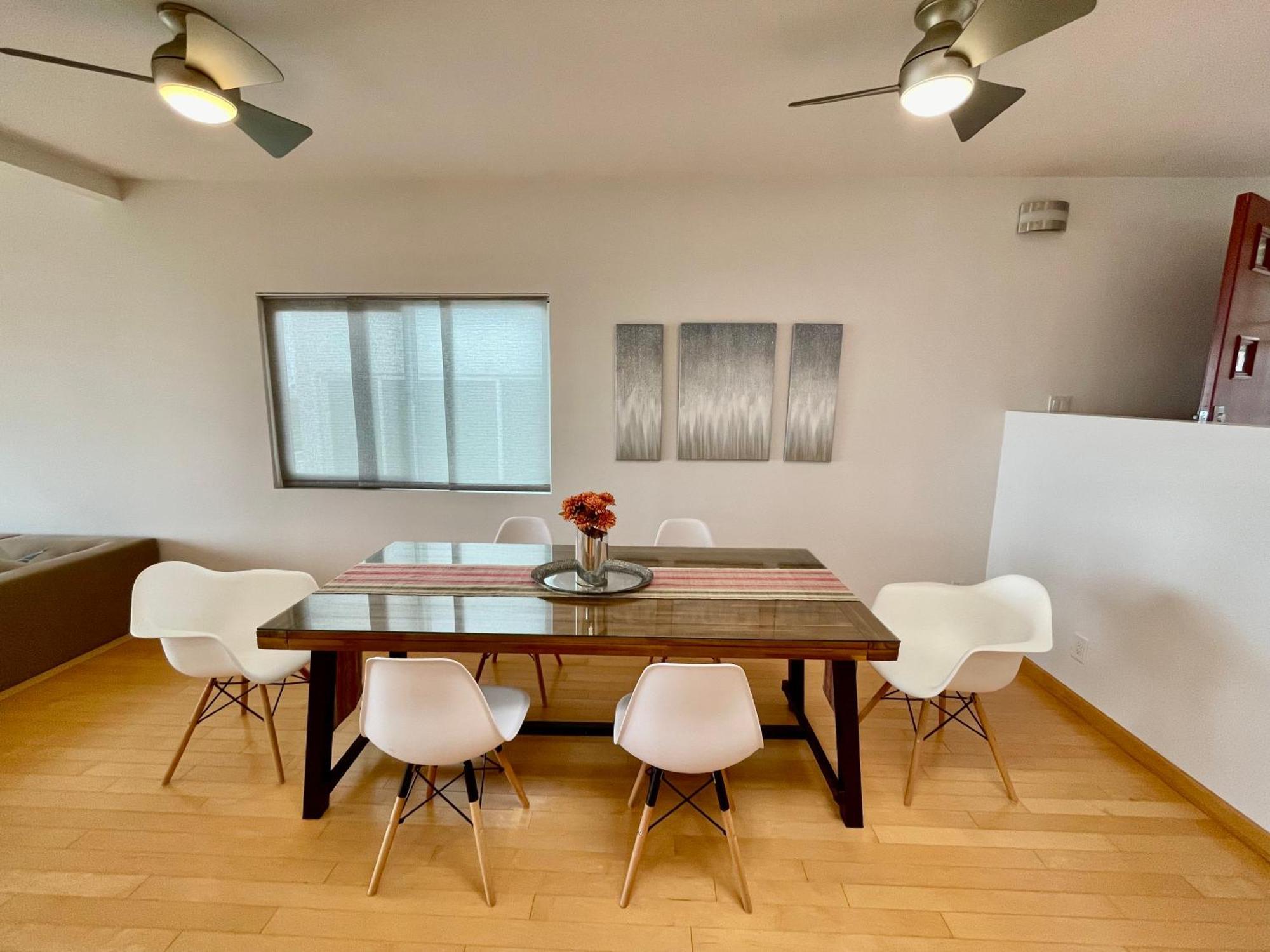 Mod2bd2ba Showstoprviews. Bbq. Garage.