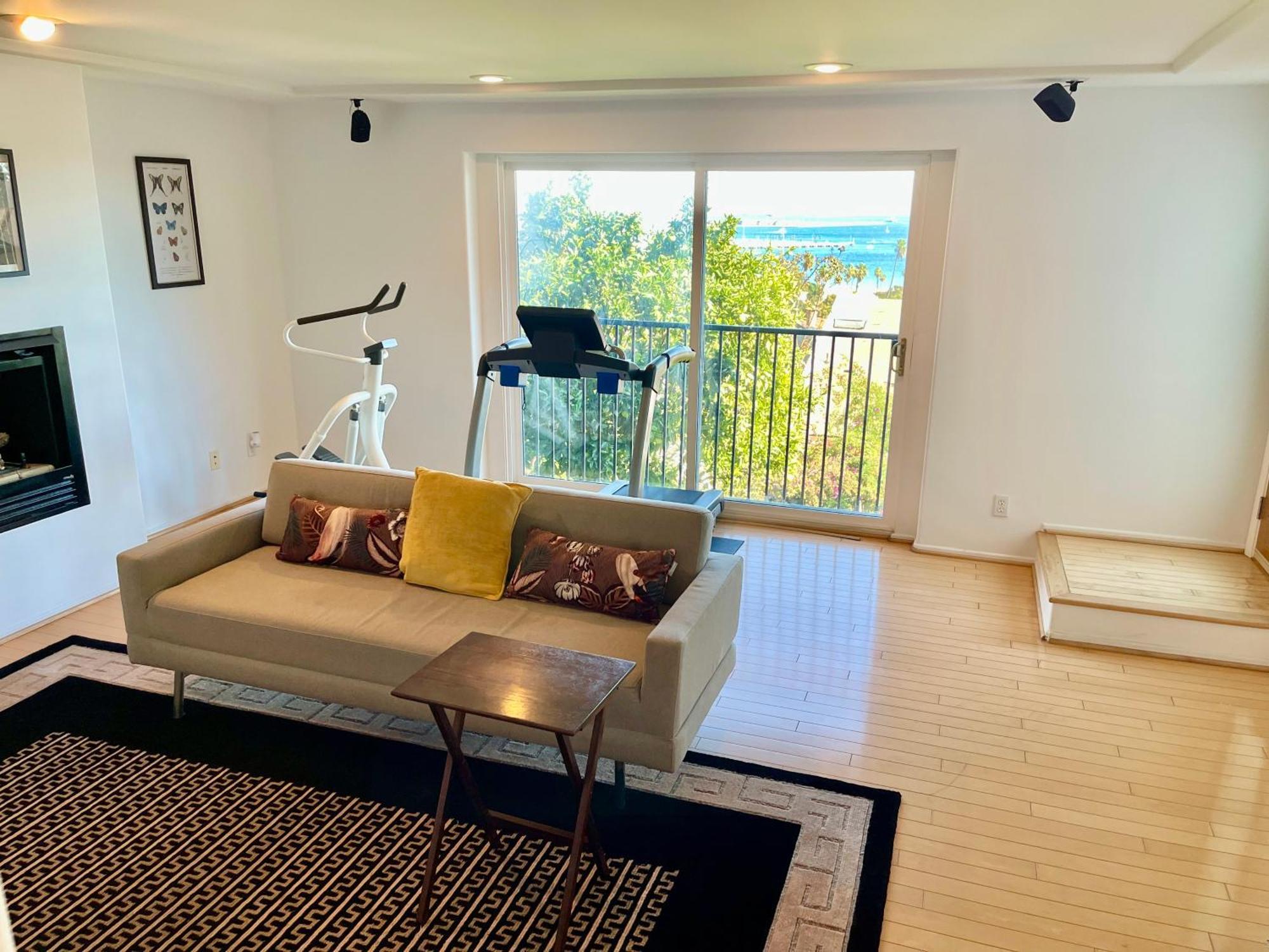 Mod2bd2ba Showstoprviews. Bbq. Garage.