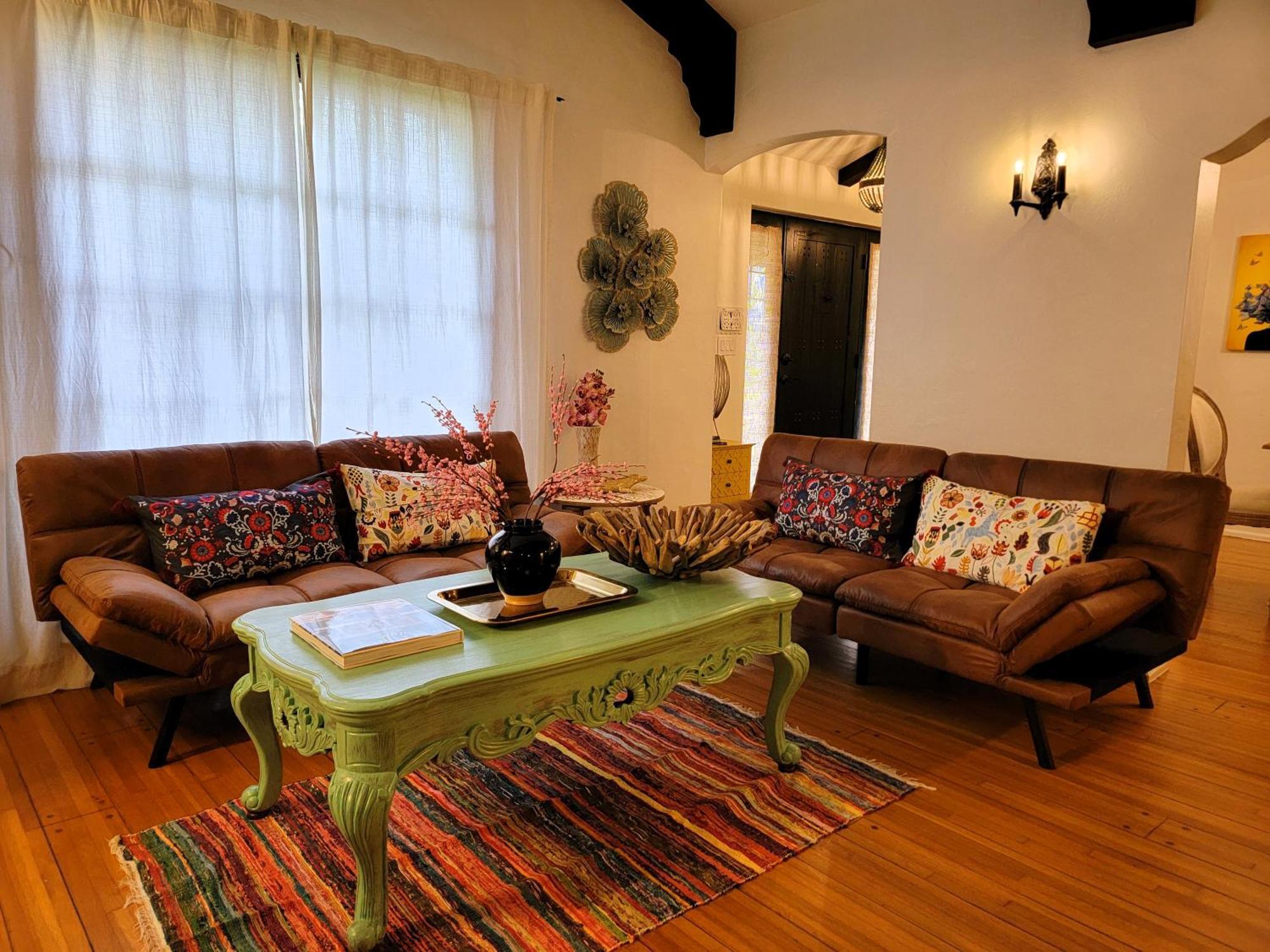 Encanto! Enchanted 3 Bedroom Private Near Lacma Los Angeles