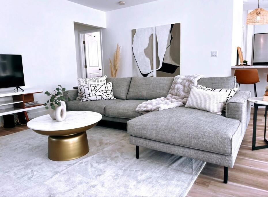 Stylish 4-bedroom In Culver Art District Los Angeles