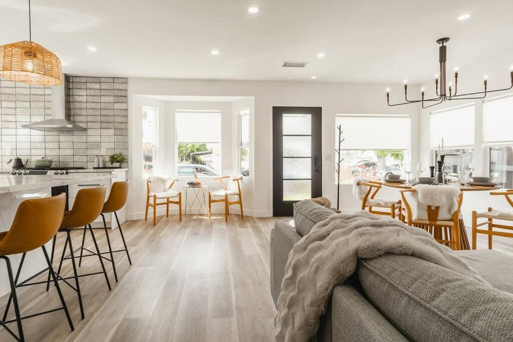 Stylish 4-bedroom In Culver Art District Villa