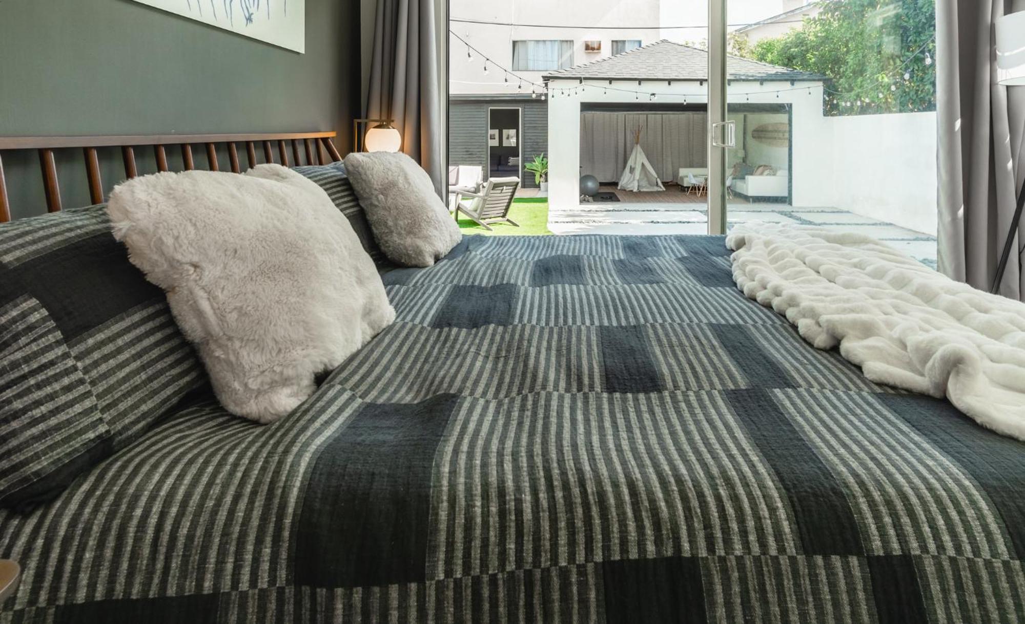 Stylish 4-bedroom In Culver Art District Los Angeles