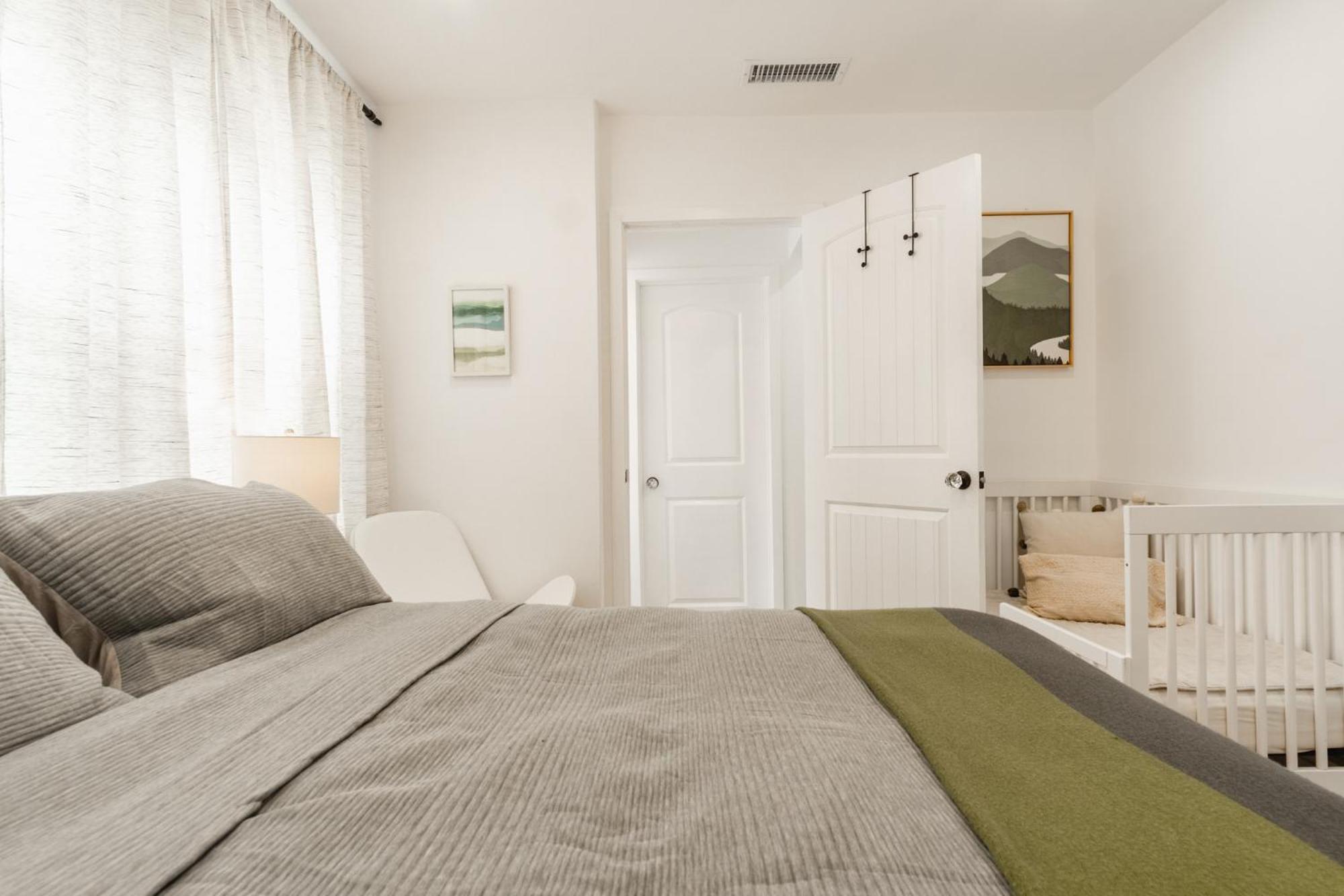 Stylish 4-bedroom In Culver Art District Villa *