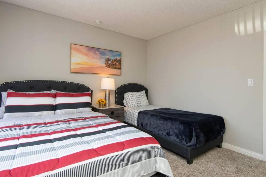 Hollywood 2bed W Rooftop Pool & Panoramic View Apartment *
