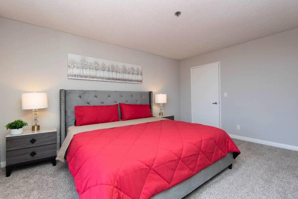 Hollywood 2bed W Rooftop Pool & Panoramic View Los Angeles