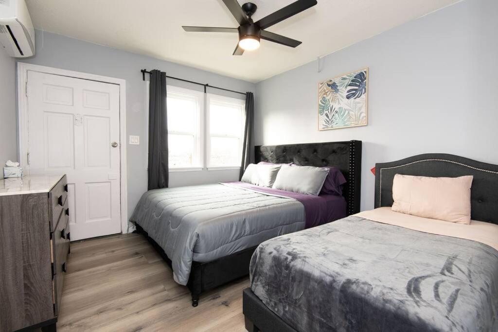 Apartment Lovely 3bedroom With Free Parking On Premise
