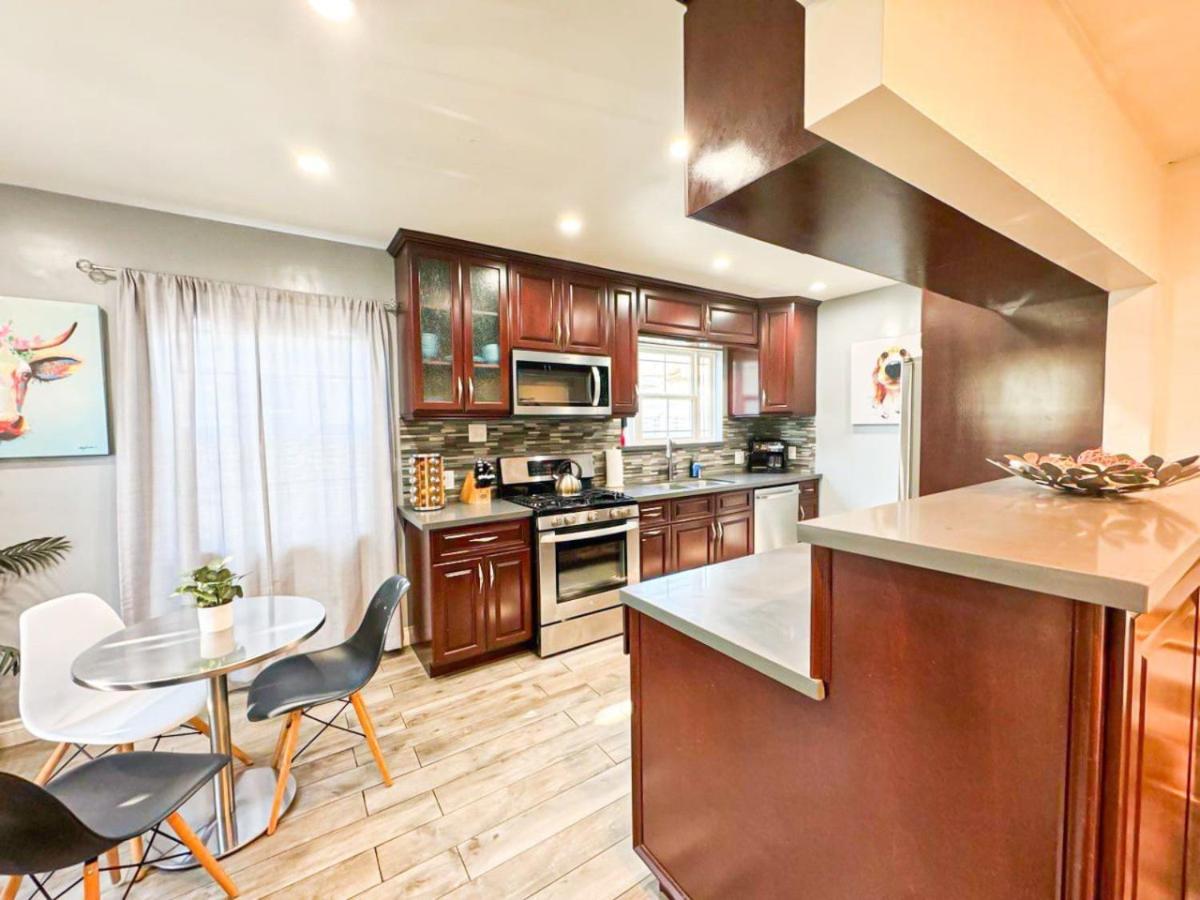 Modern 2-bedroom In Heart Of The City *