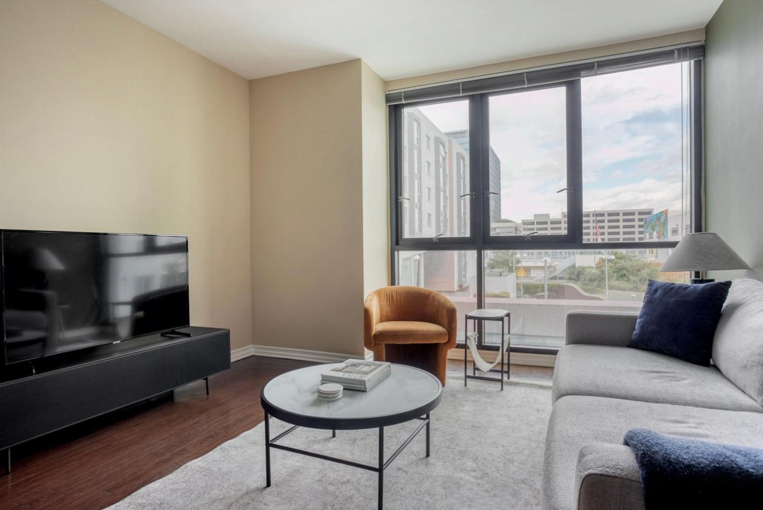 Apartment Koreatown 1br W Gym Near Dining Wilshire Blvd Lax-1177 *