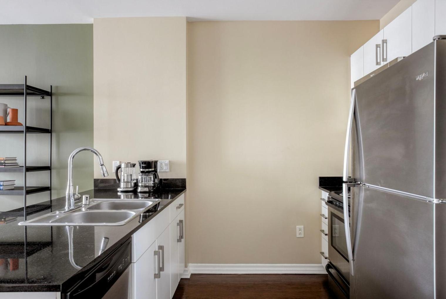 Apartment Koreatown 1br W Gym Near Dining Wilshire Blvd Lax-1177 Los Angeles