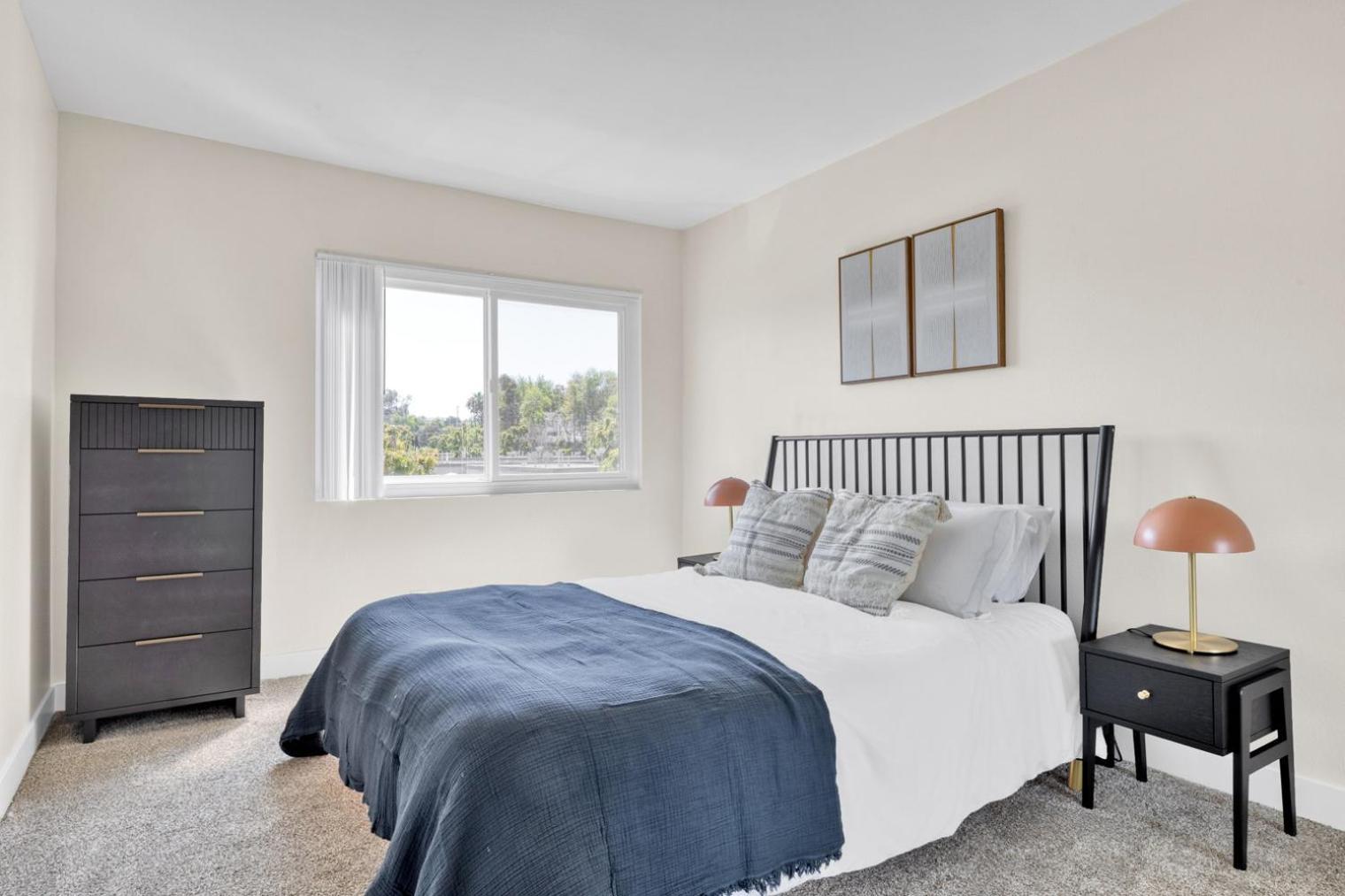 Apartment Woodland Hills 2br W Pool Gym Nr Warner Center Lax-698 Los Angeles
